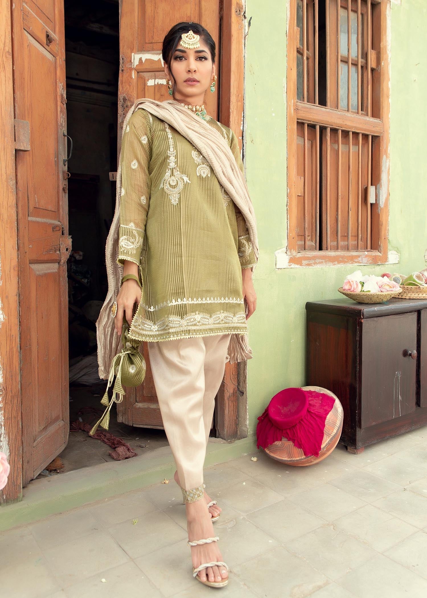 Anum Jung EMB 305 Women 4pcs