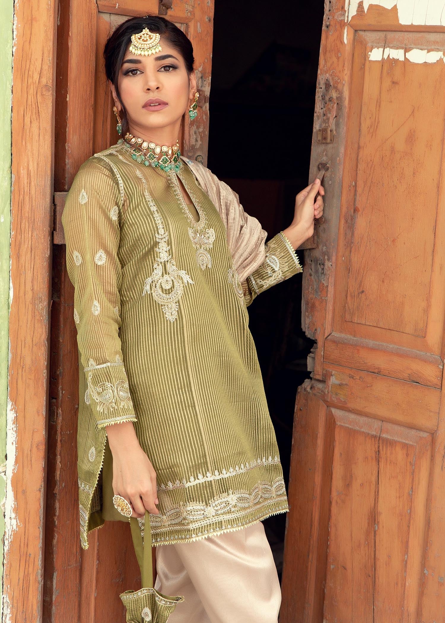 Anum Jung EMB 305 Women 4pcs