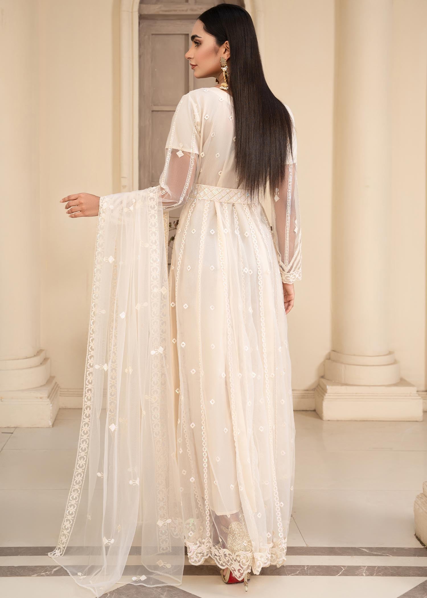 Zebaye V4 US440 Off White Women 3pcs