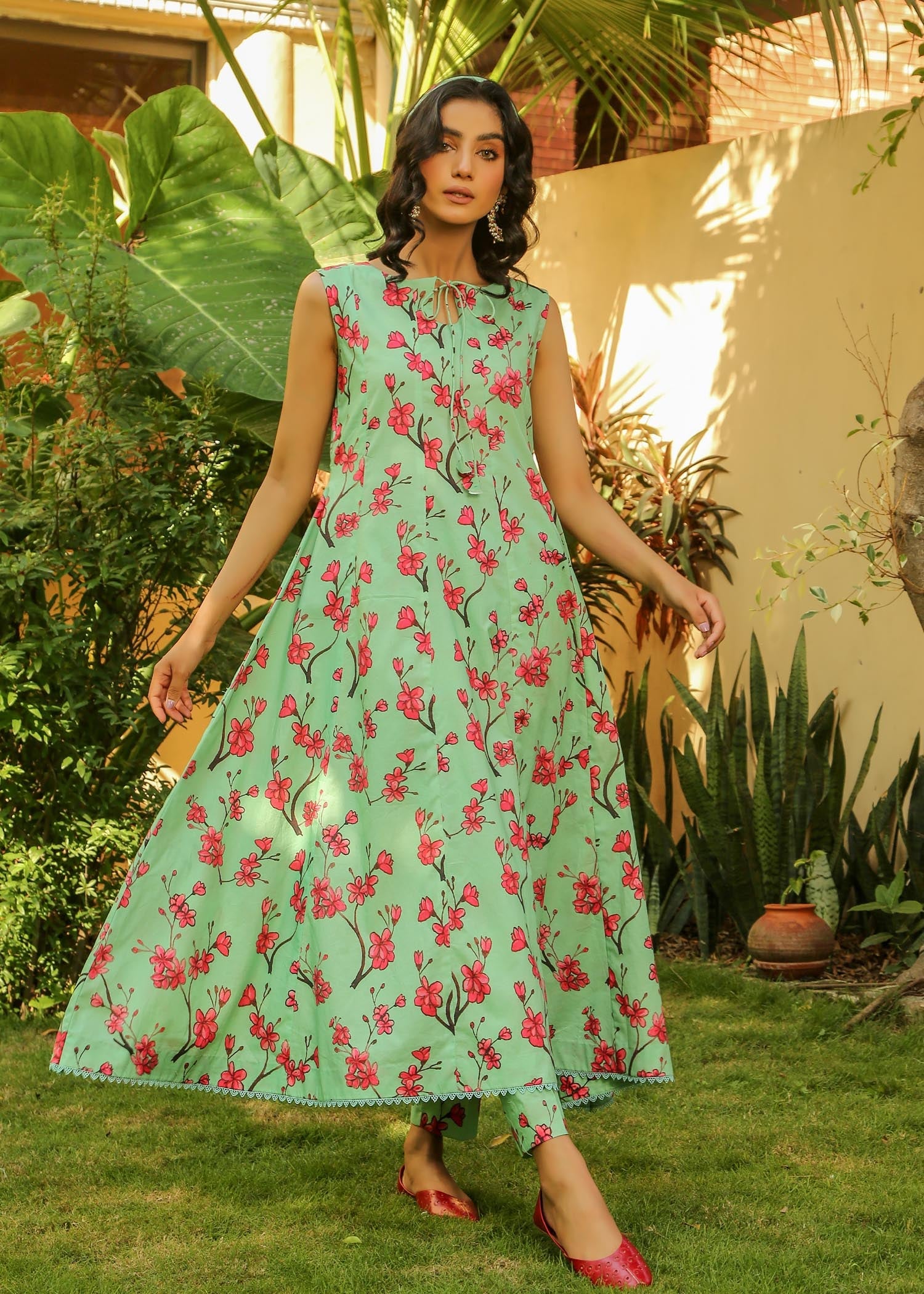 Seemab Eleanor Women