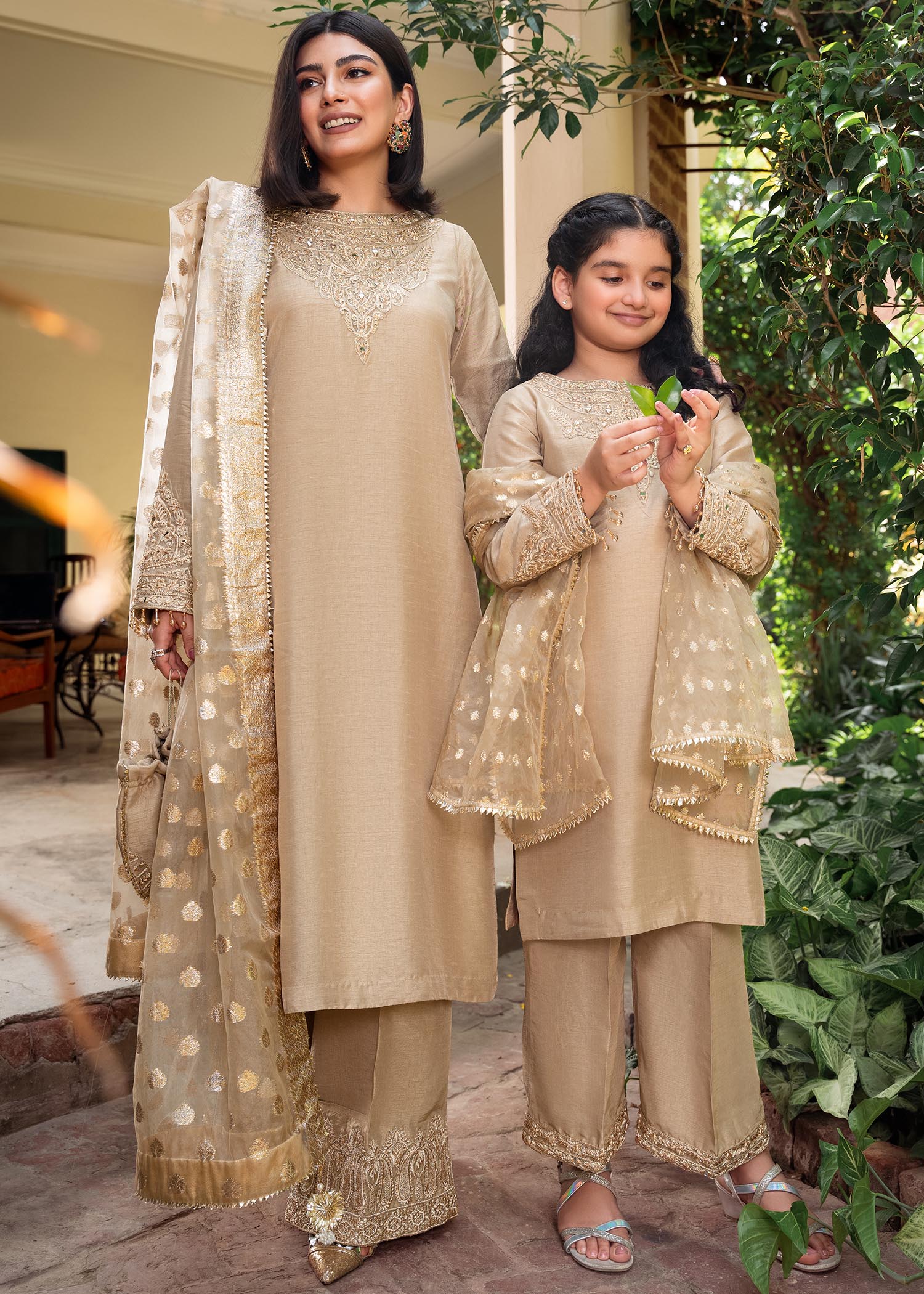 Rang-e-Haya Shireen Gold beige Women 3pcs