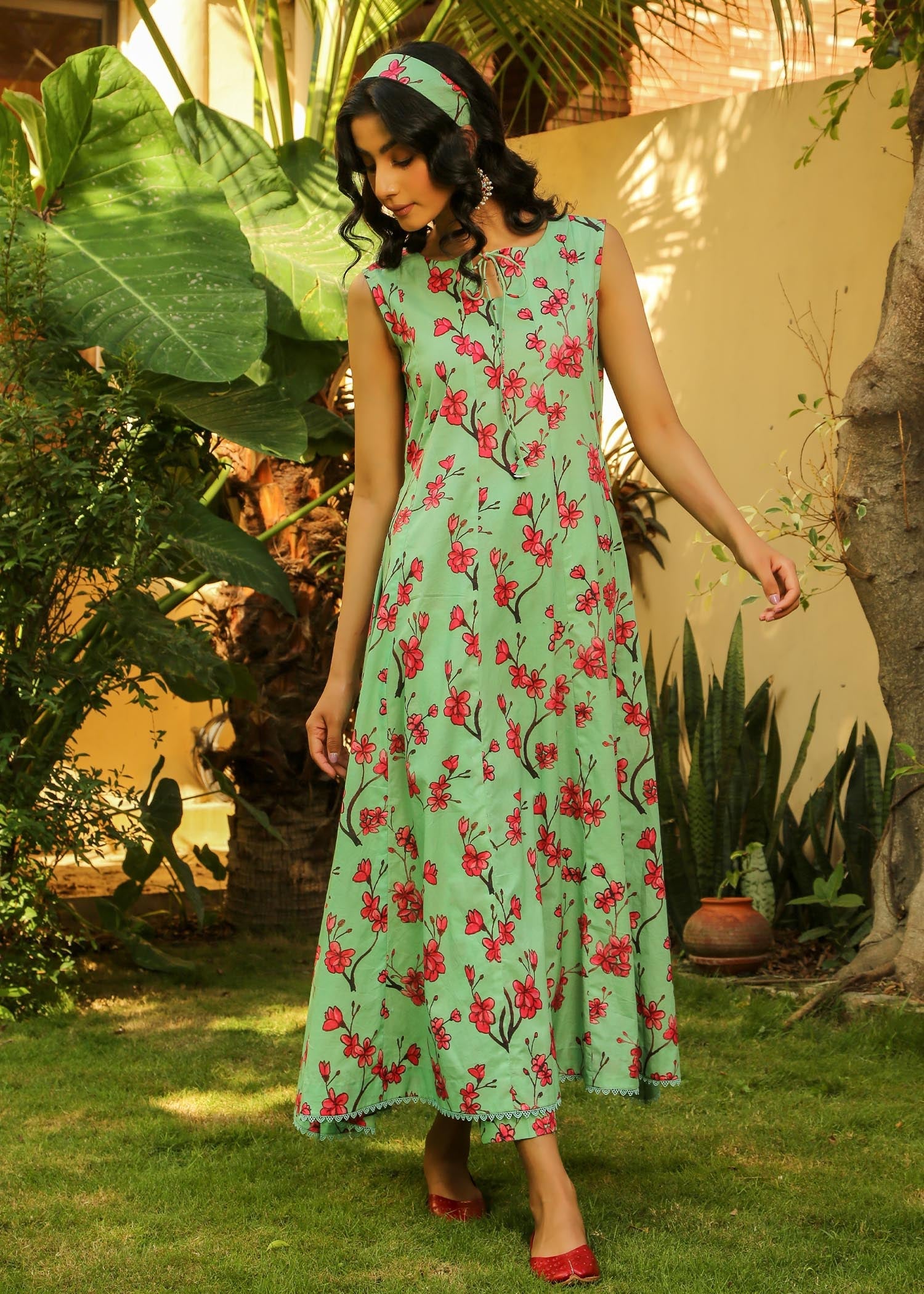 Seemab Eleanor Women