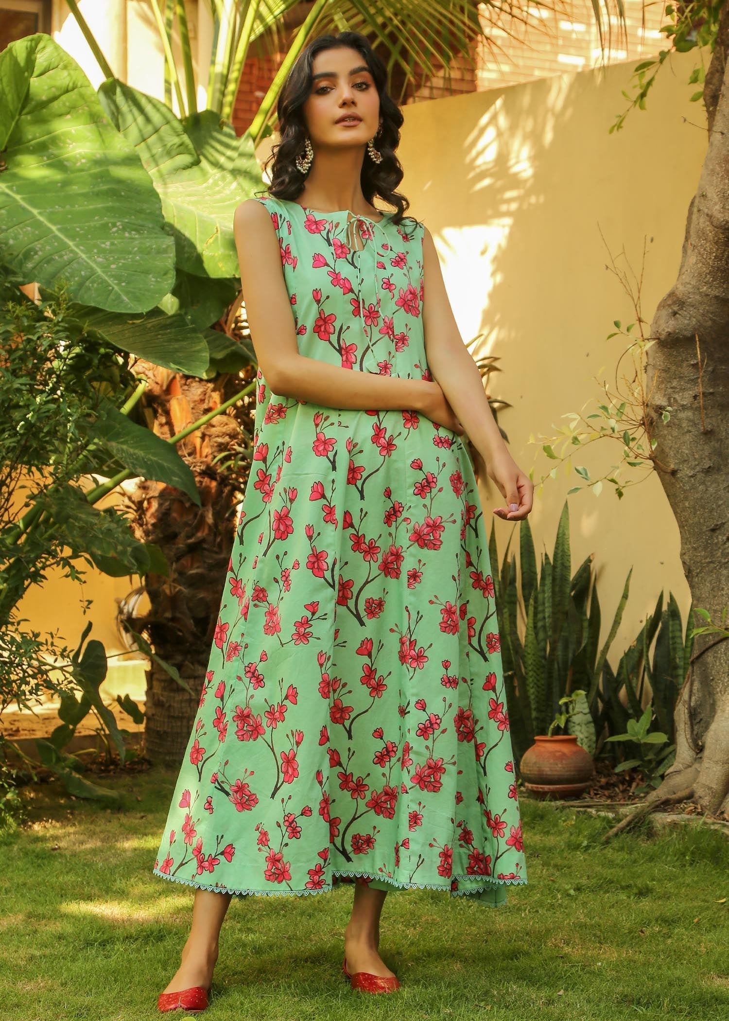 Seemab Eleanor Women