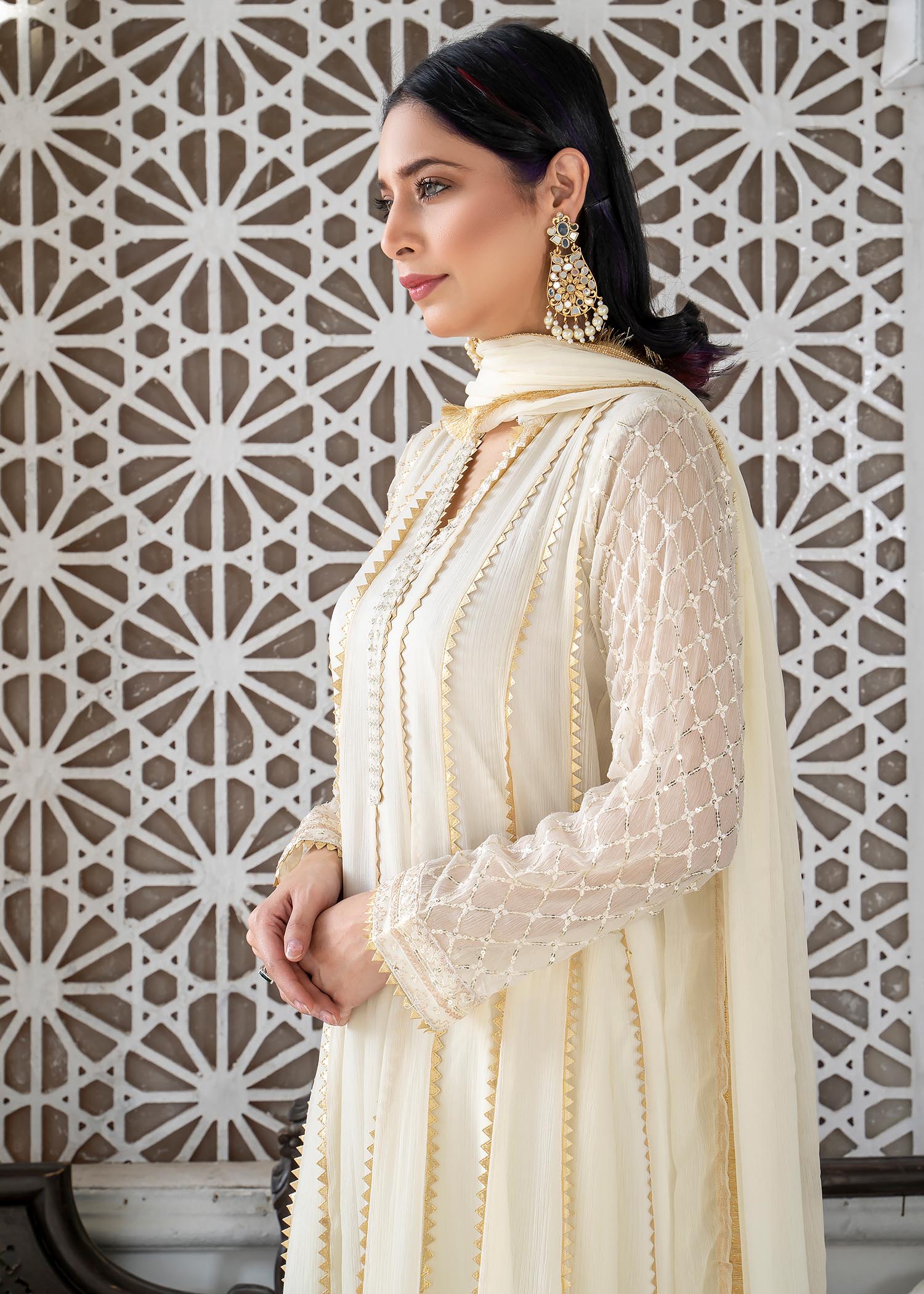 Manahils Maxi 106 White Women 3pcs