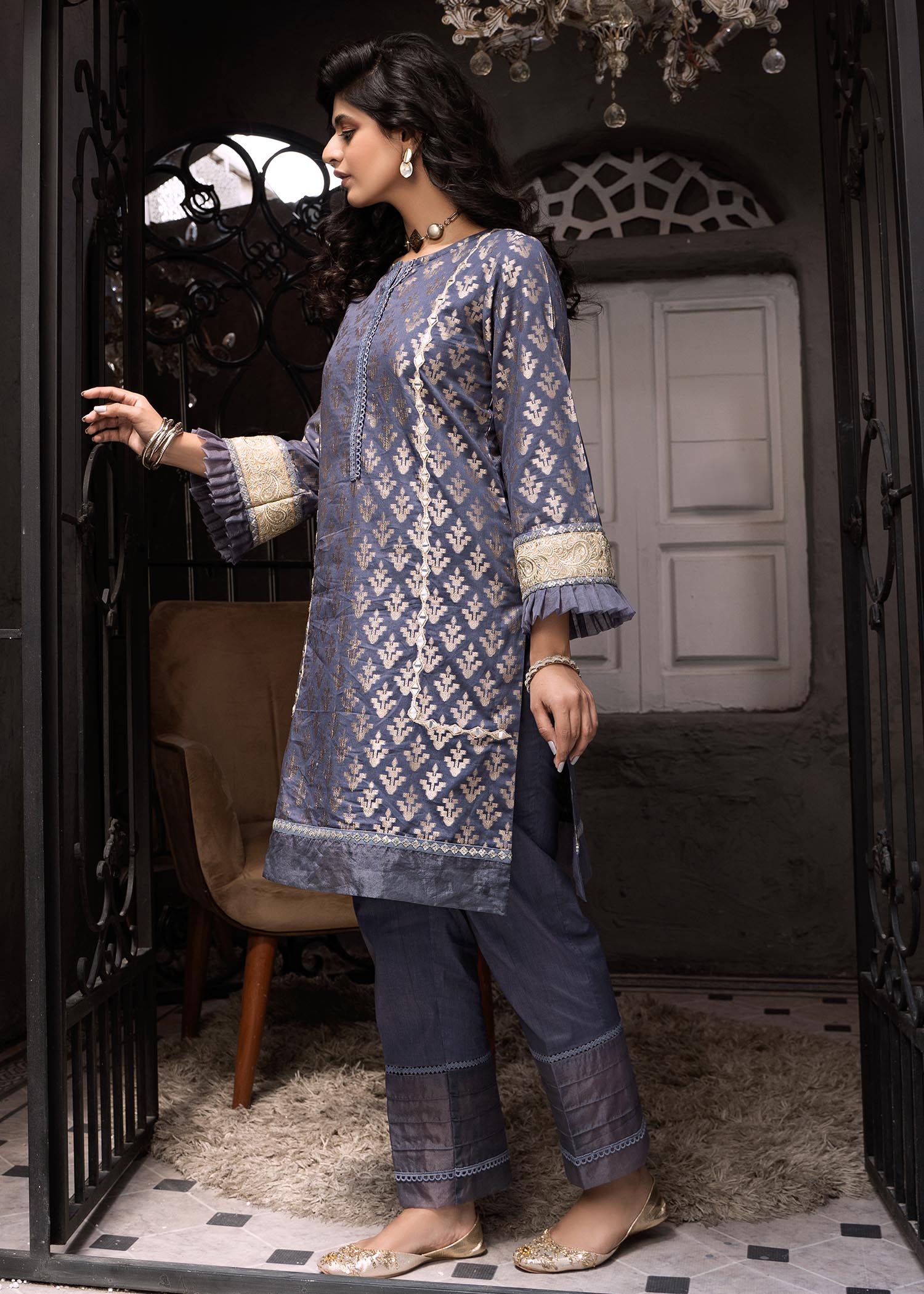 Zivah Apparel Allure 44 Women 2pcs