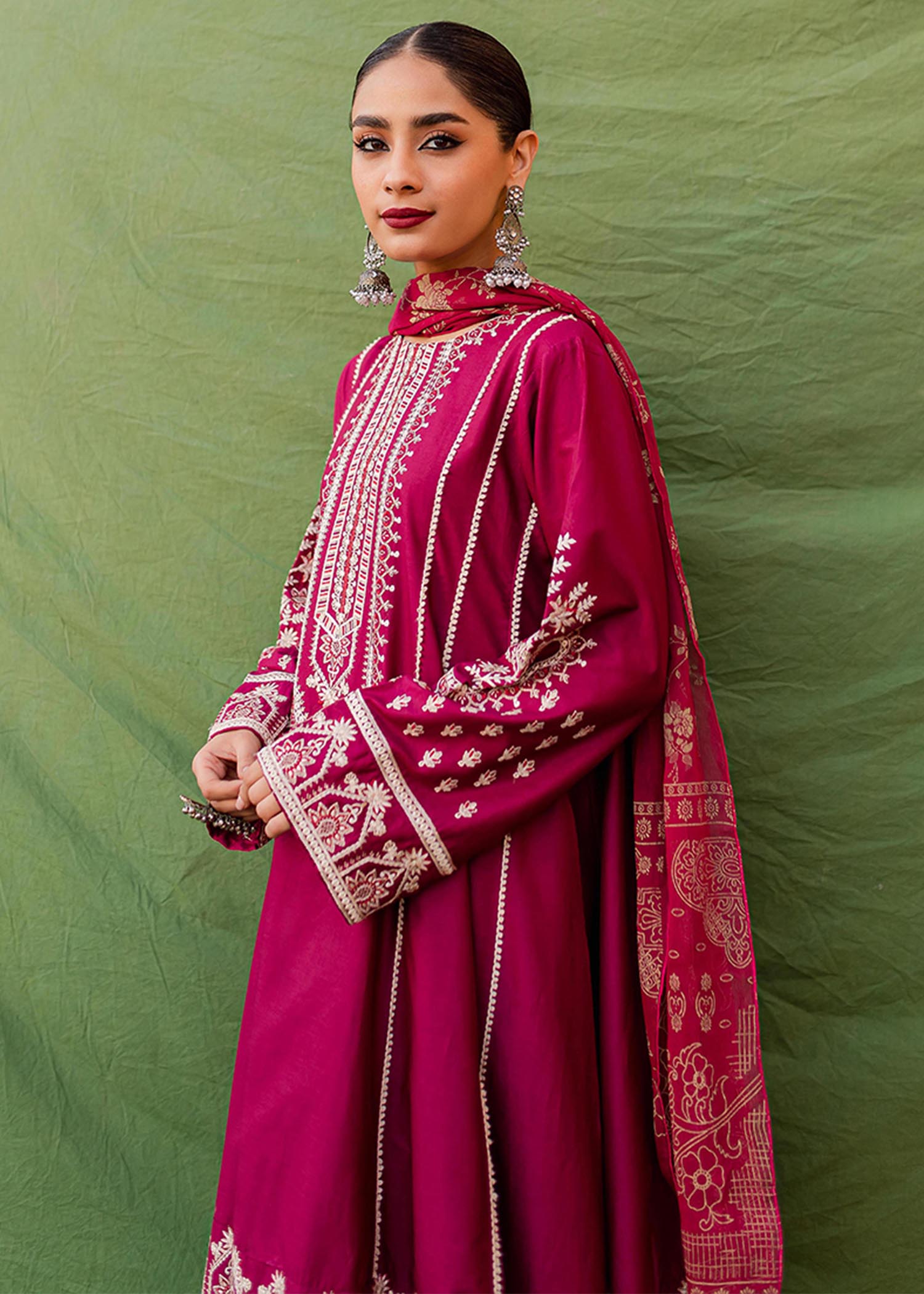 Mannat Haseen Women 2pcs