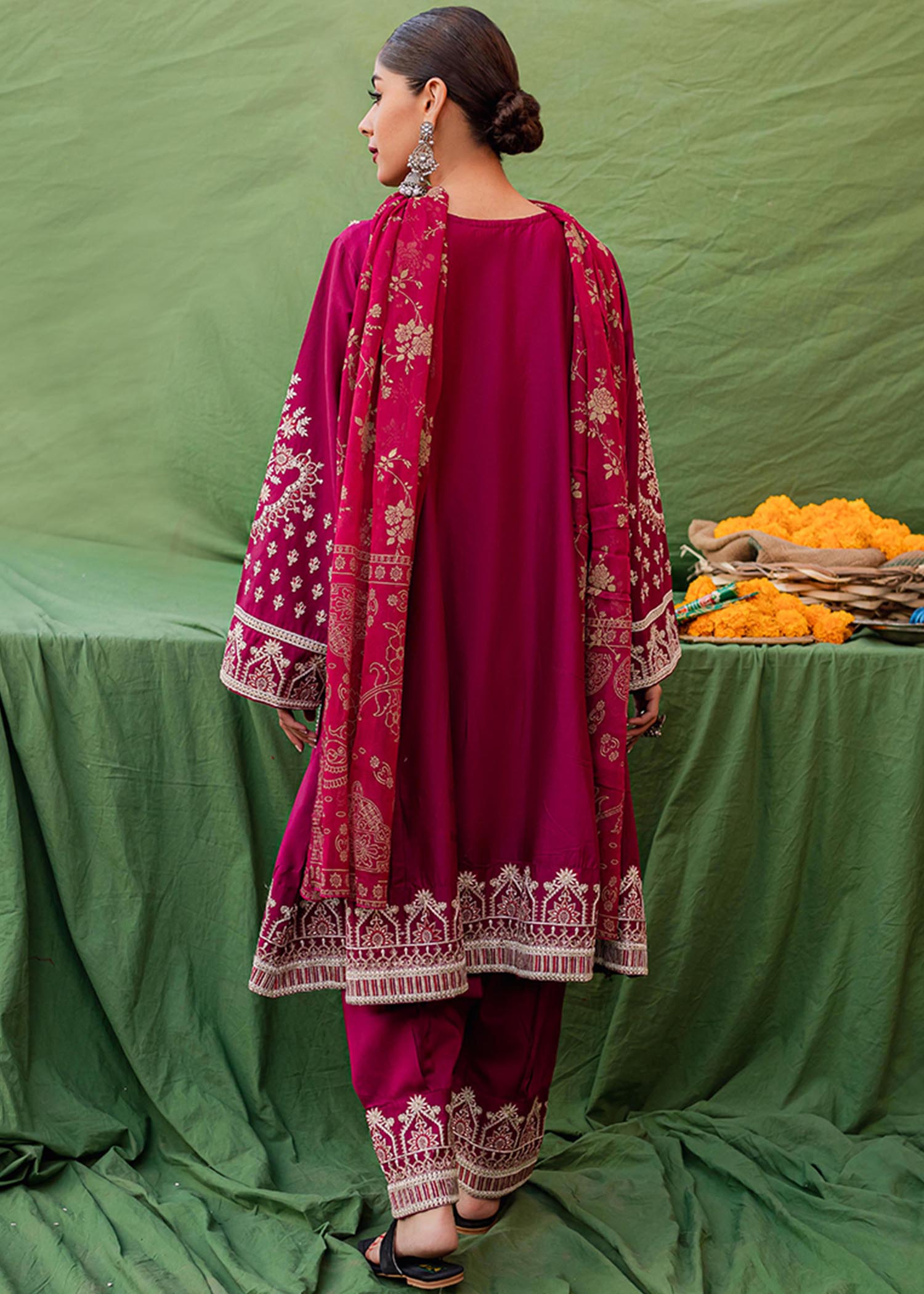 Mannat Haseen Women 2pcs