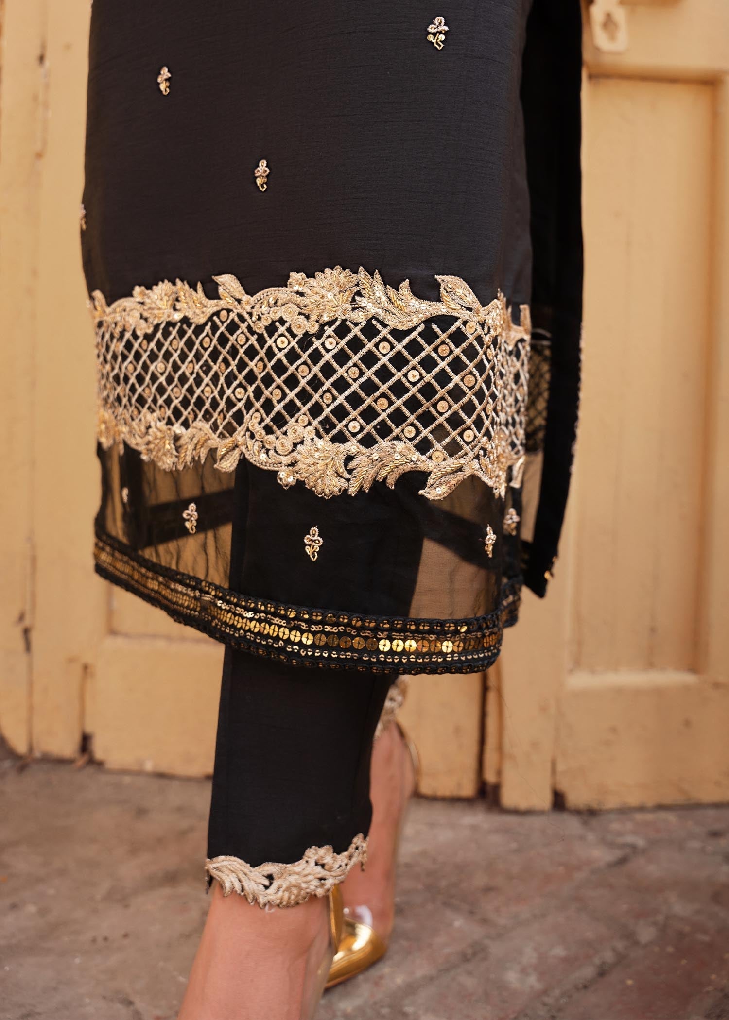 Rang-e-Haya Sandali black Women 3pcs