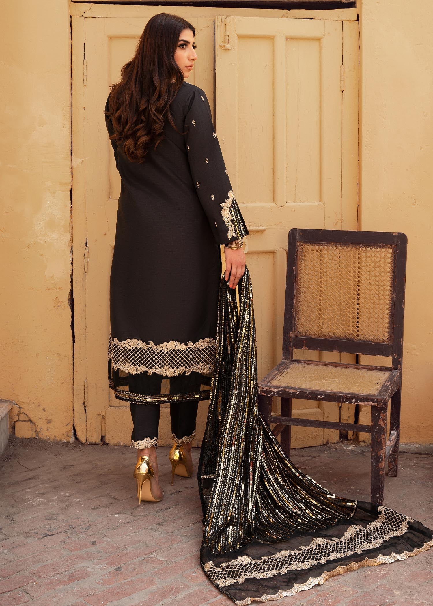 Rang-e-Haya Sandali black Women 3pcs