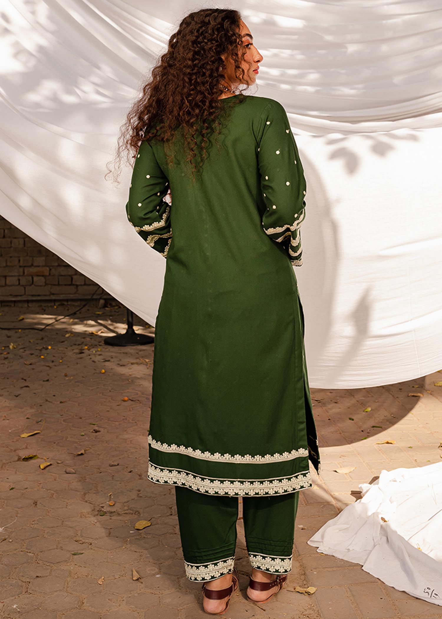 Mannat Afreen Women 1pcs