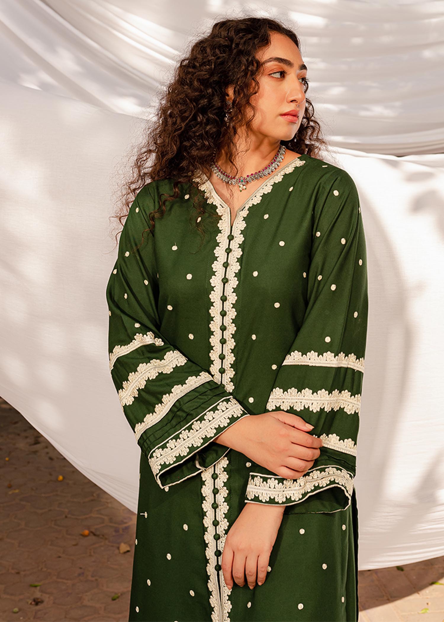 Mannat Afreen Women 1pcs