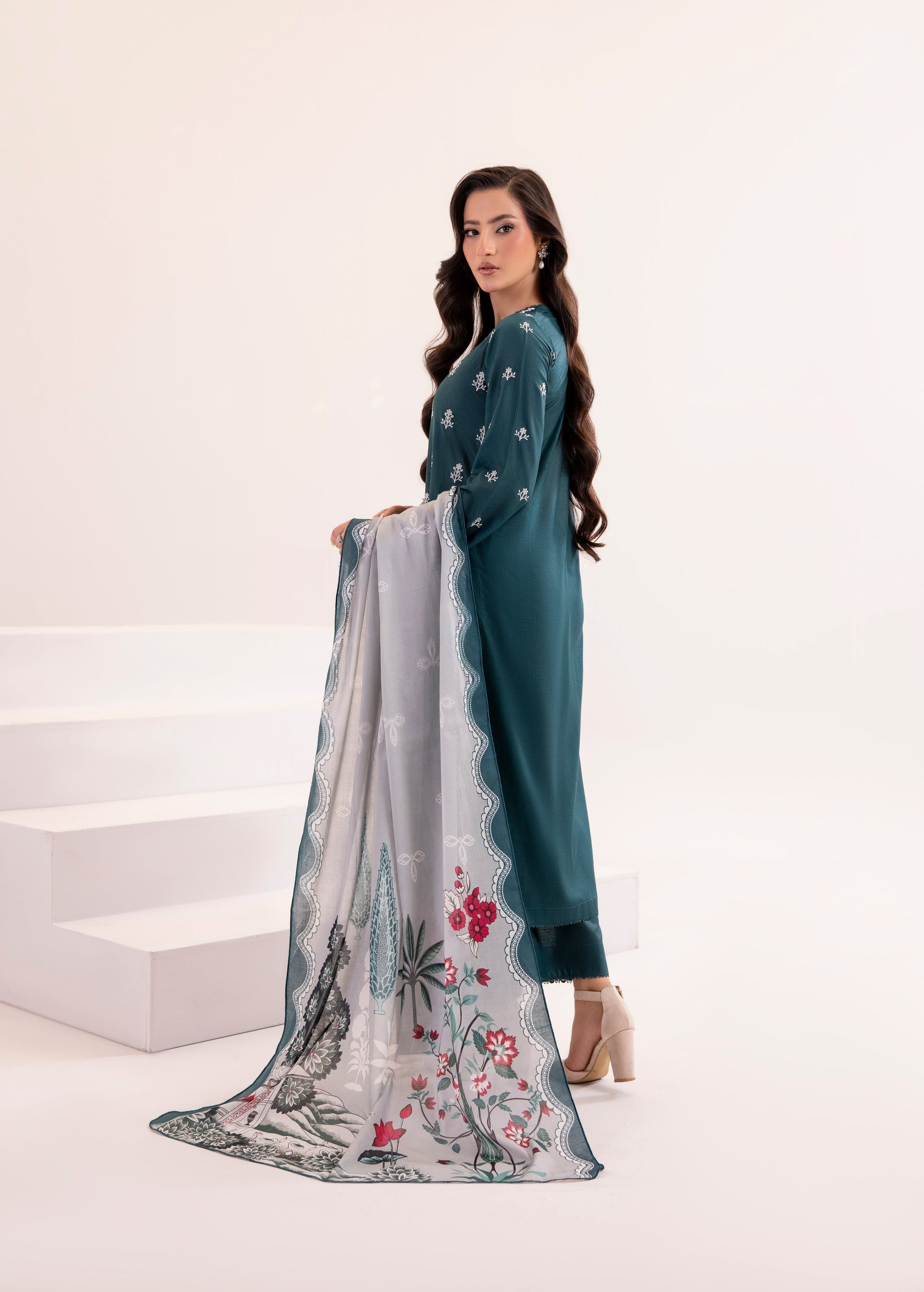 Shanaya Calestia Women 3pcs