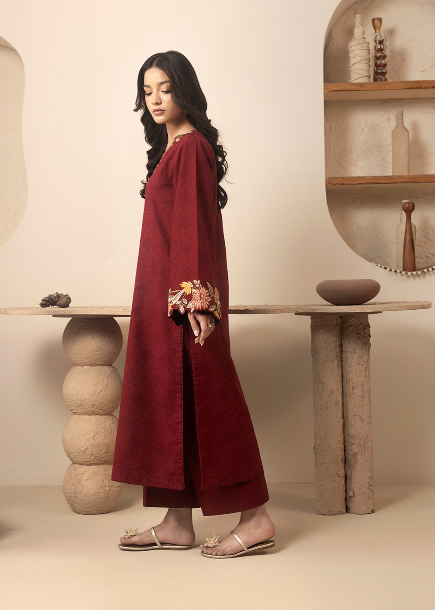 Cinq Apparel Crimson Women 2pcs