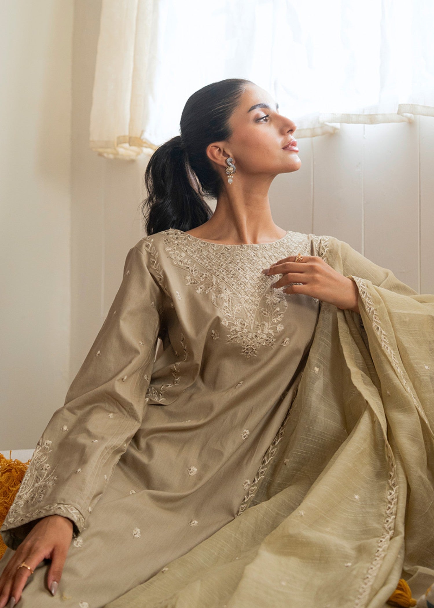 Kross Kulture Embroidered Lawn 01517 Women 3pcs