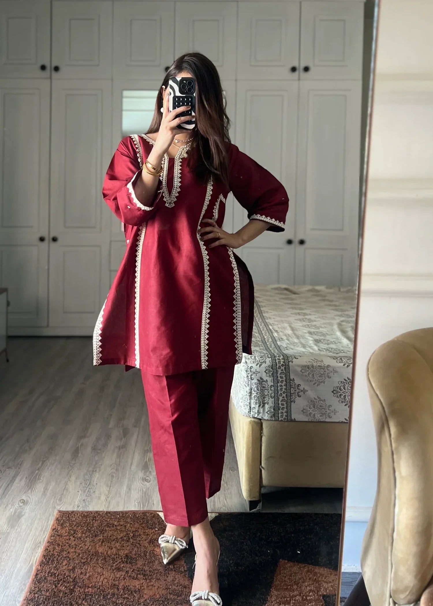 Sajfi Closet Vine with Pockets Embroidered Stitched Suit for Women Women 2pcs