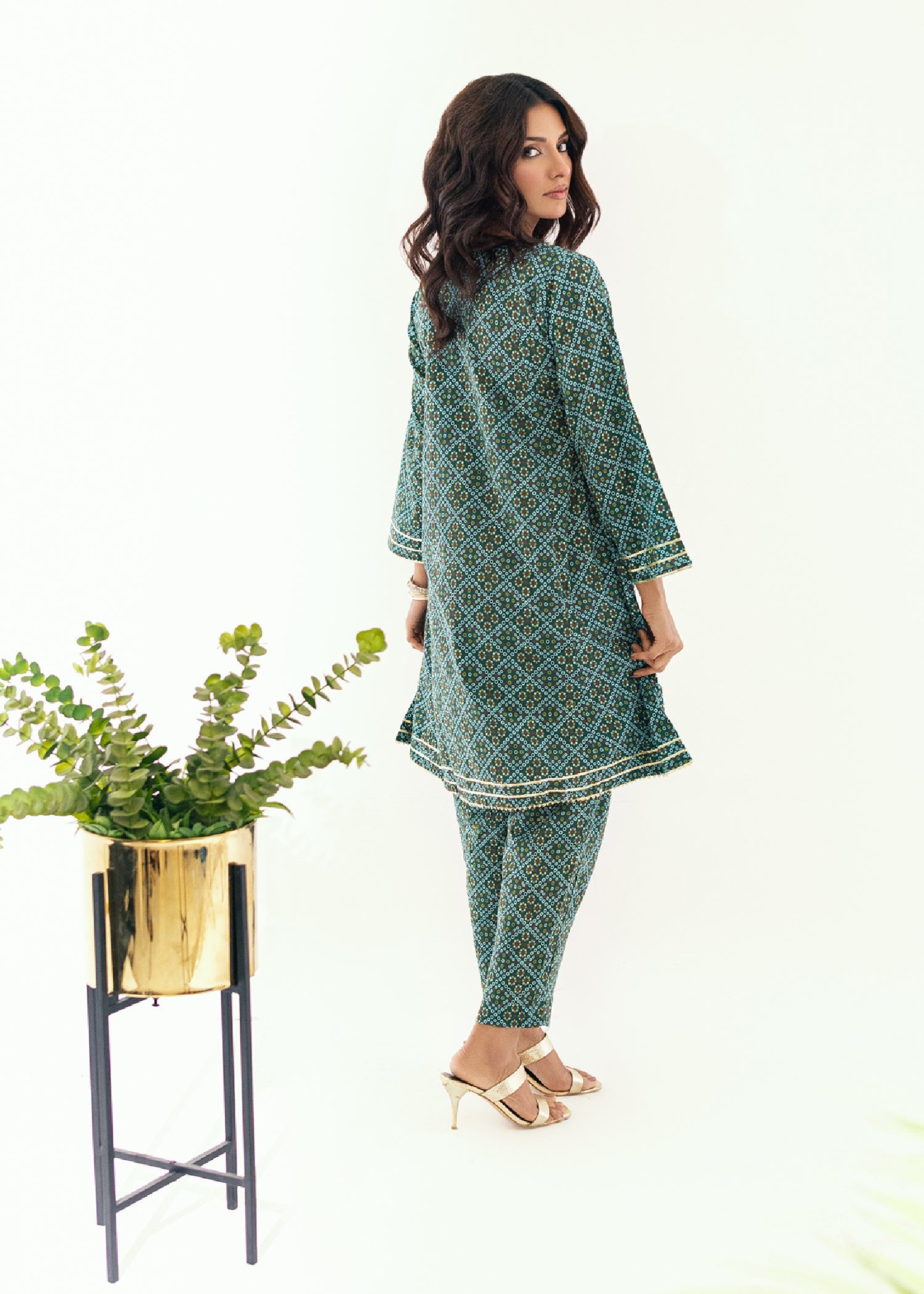 Kumash Textiles Kumash Green Chunri Womens Women 2pcs