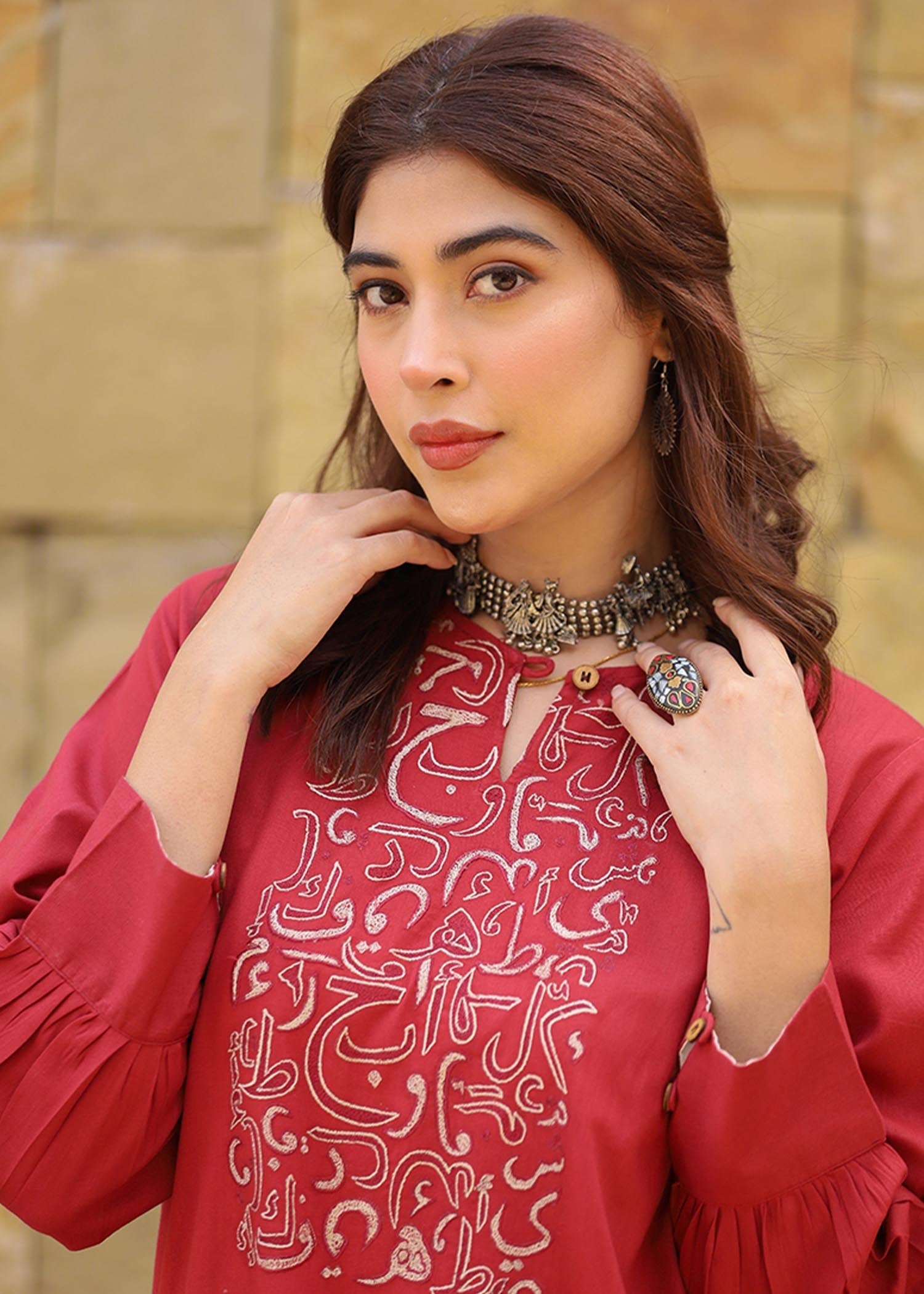 Aks-e-Jahan ROUGE Women 2pcs