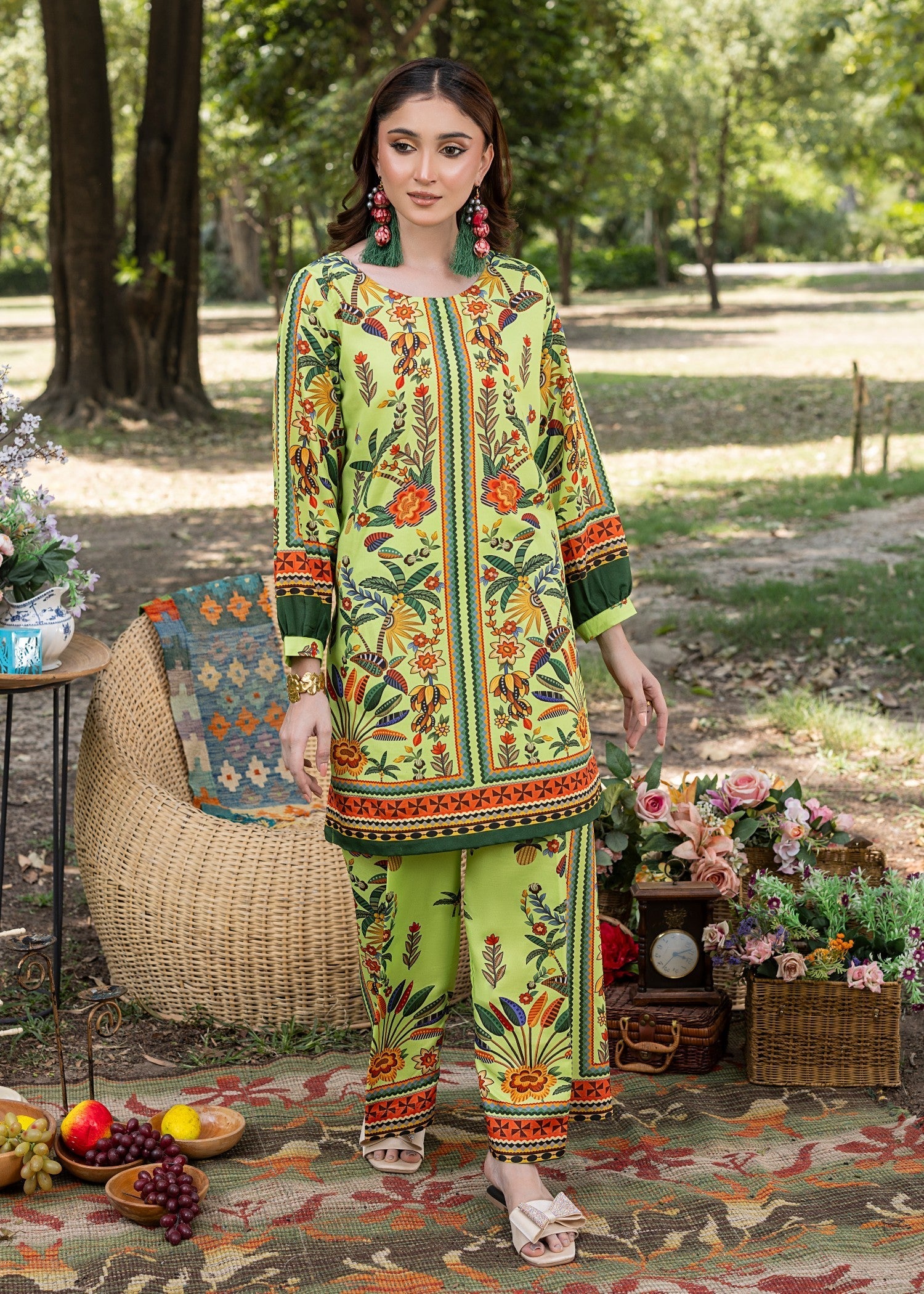 Zuri RUHI ZS 37 LIME GREEN Women 2pcs