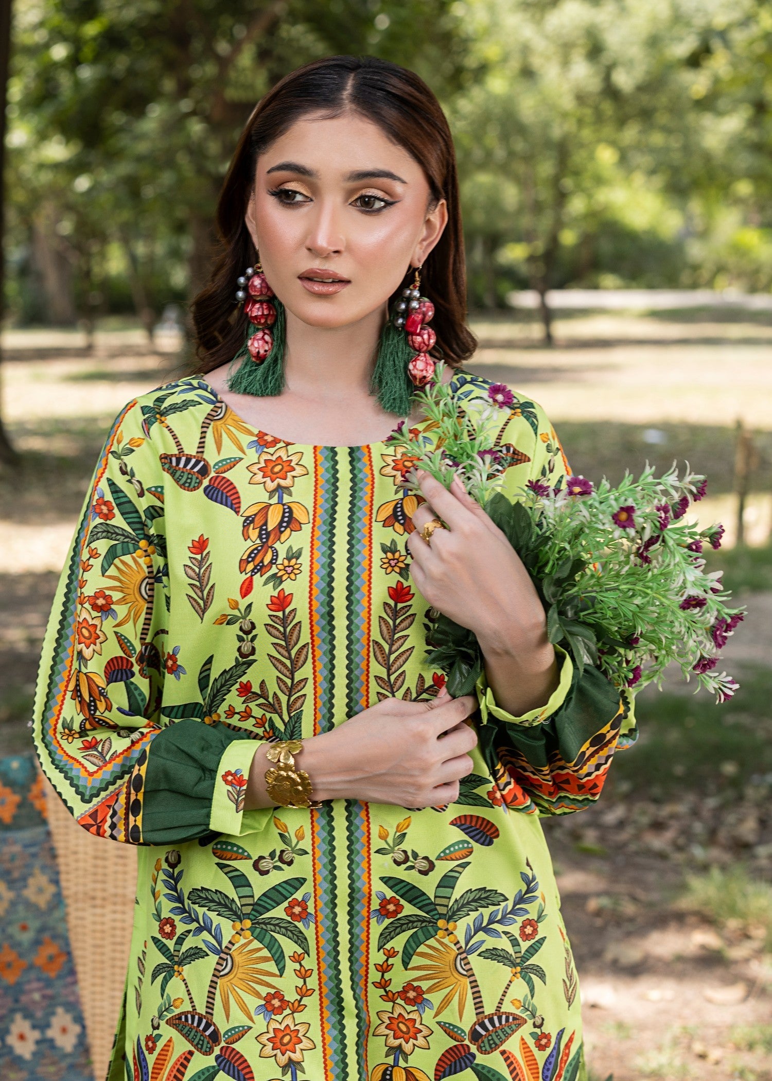 Zuri RUHI ZS 37 LIME GREEN Women 2pcs