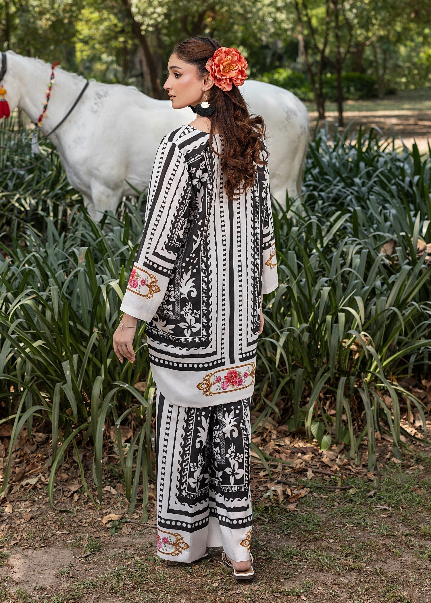 Zuri ELAAF ZS 38 BLACK Women 2pcs