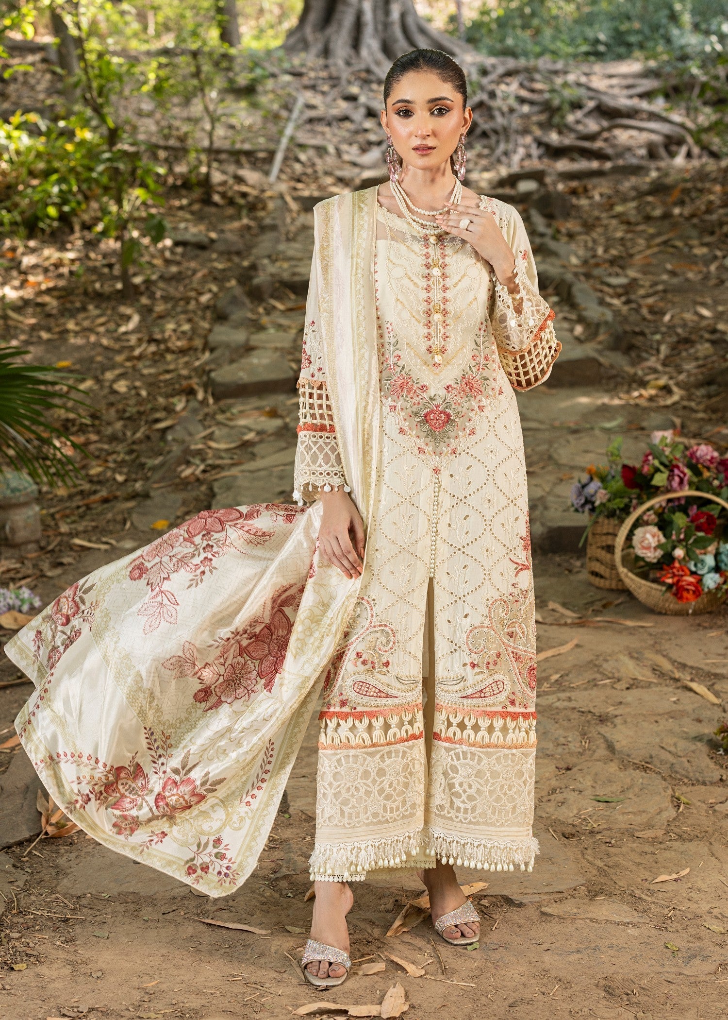 Zuri NAGEENA UN 101 OFF WHITE Women 3pcs