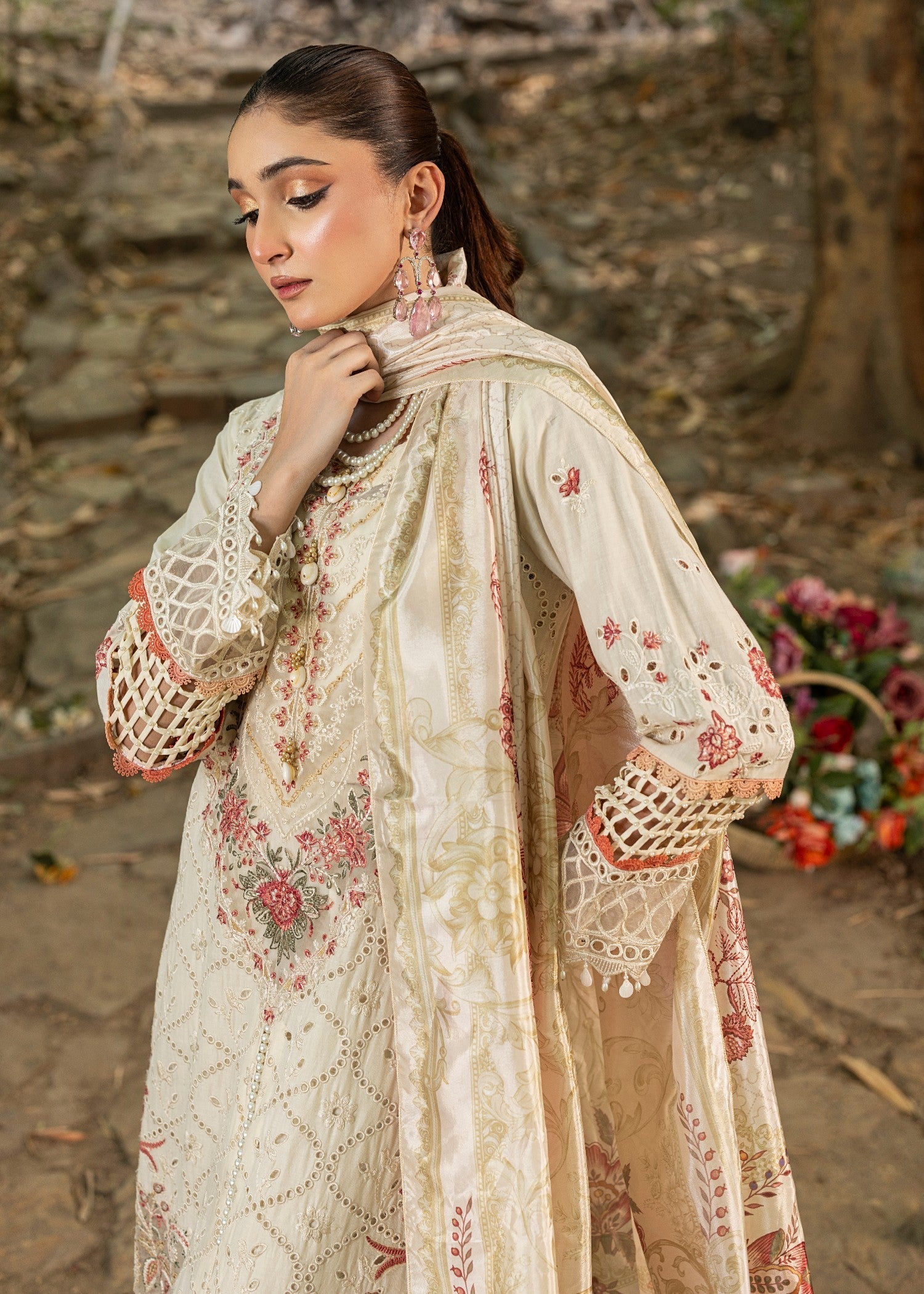 Zuri NAGEENA UN 101 OFF WHITE Women 3pcs