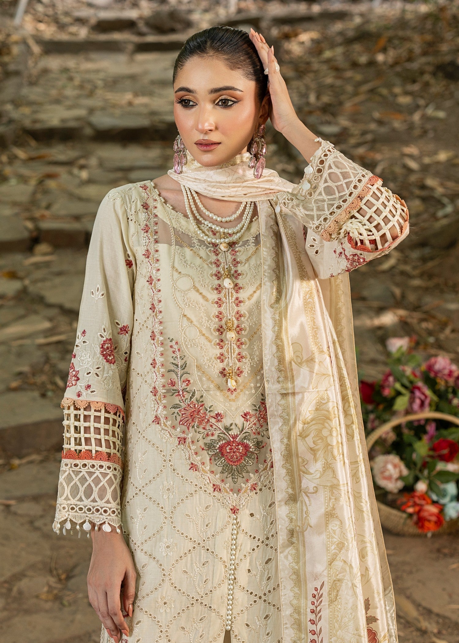 Zuri NAGEENA UN 101 OFF WHITE Women 3pcs