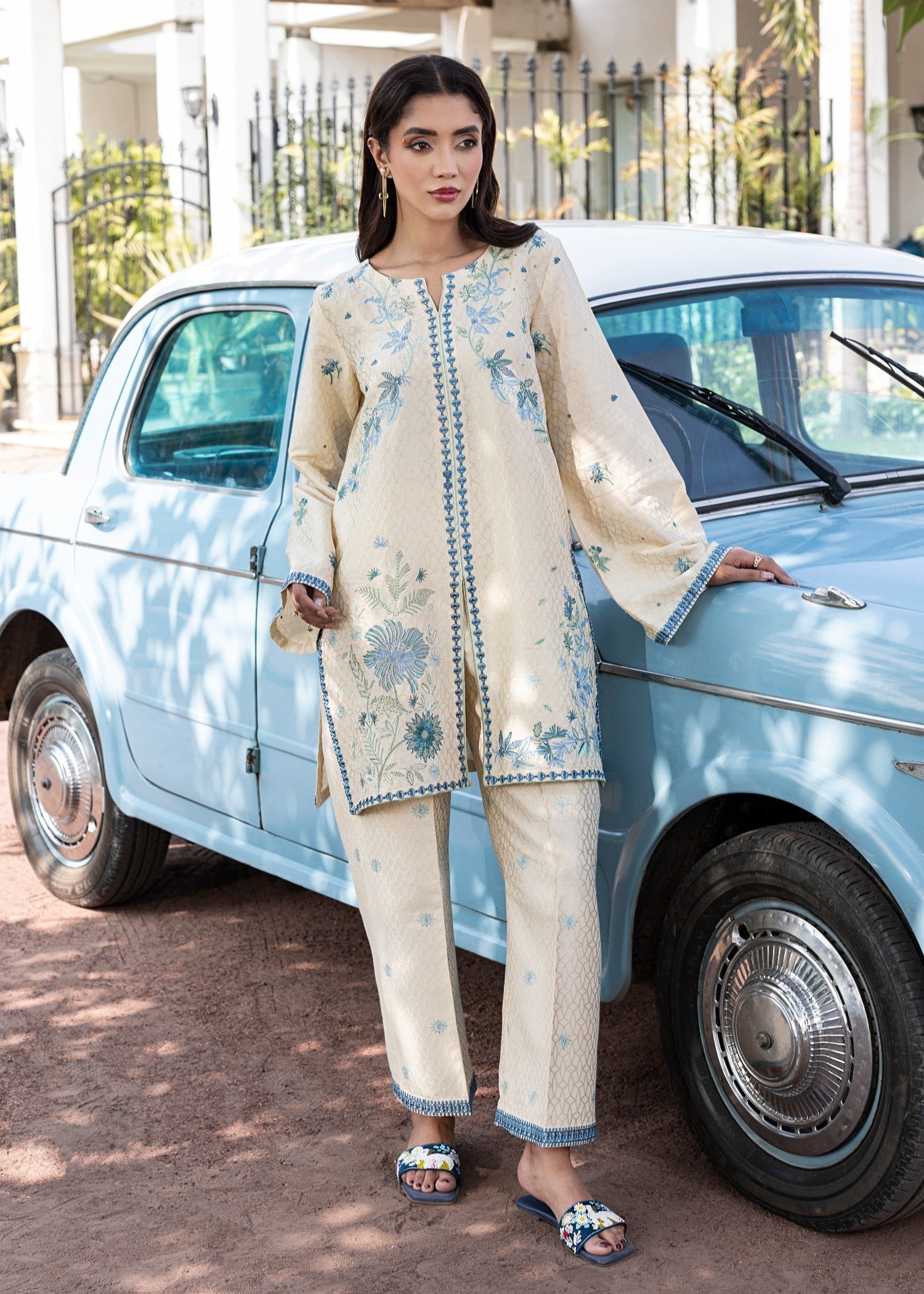 Zuri ALORA ZP 22 IVORY Women 2pcs