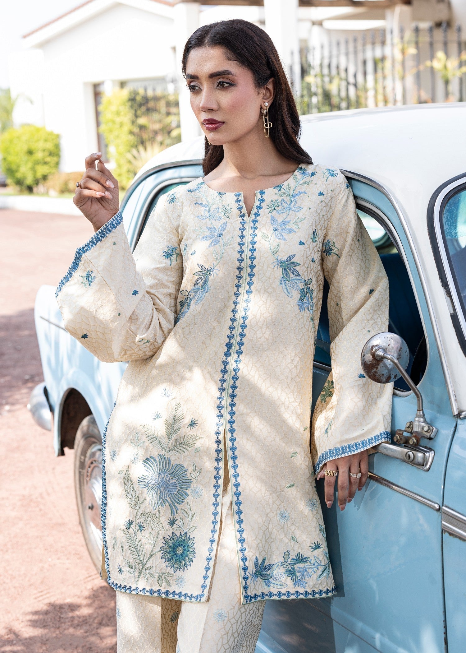 Zuri ALORA ZP 22 IVORY Women 2pcs