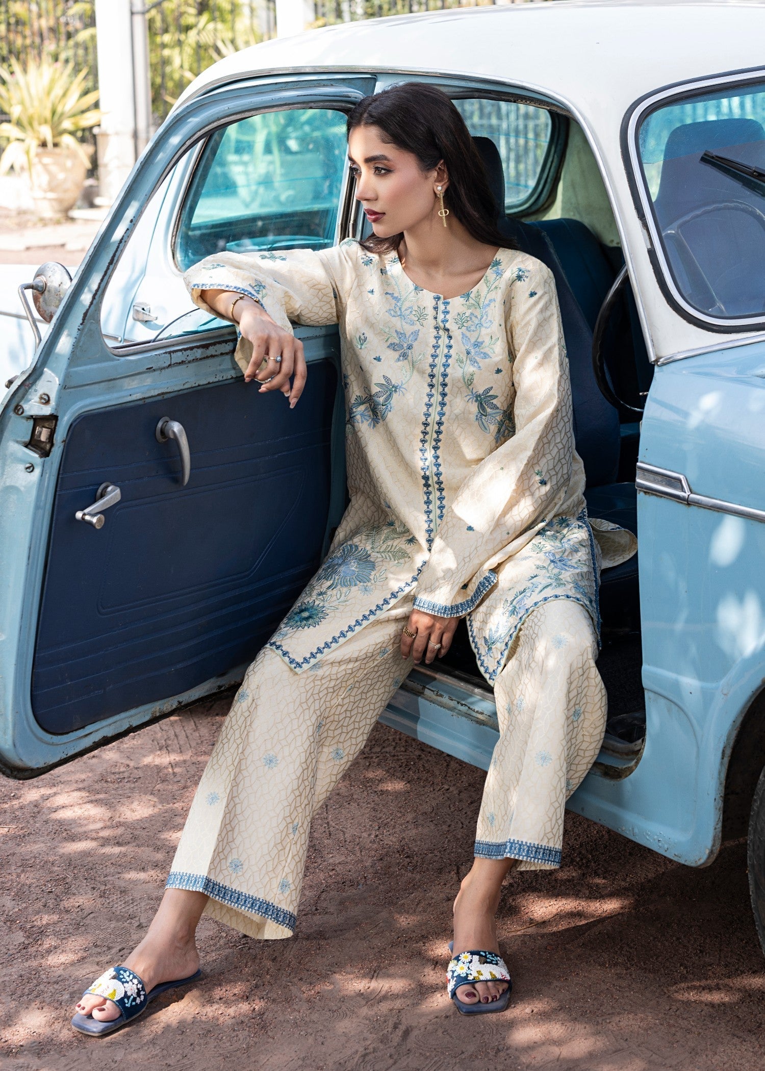 Zuri ALORA ZP 22 IVORY Women 2pcs