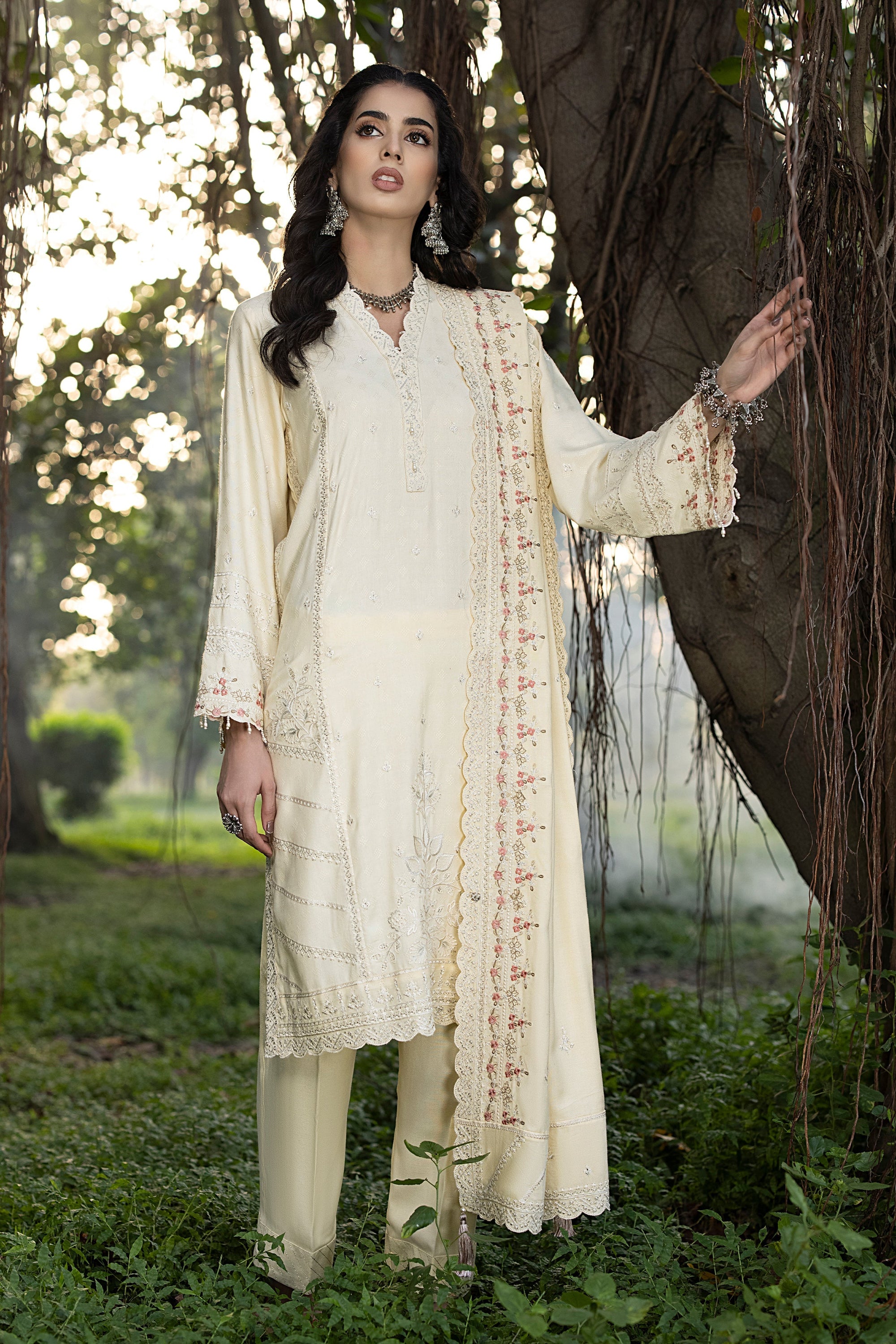 Lakhany Ready To Wear Embroidered with Fancy Shawl Women 3pcs