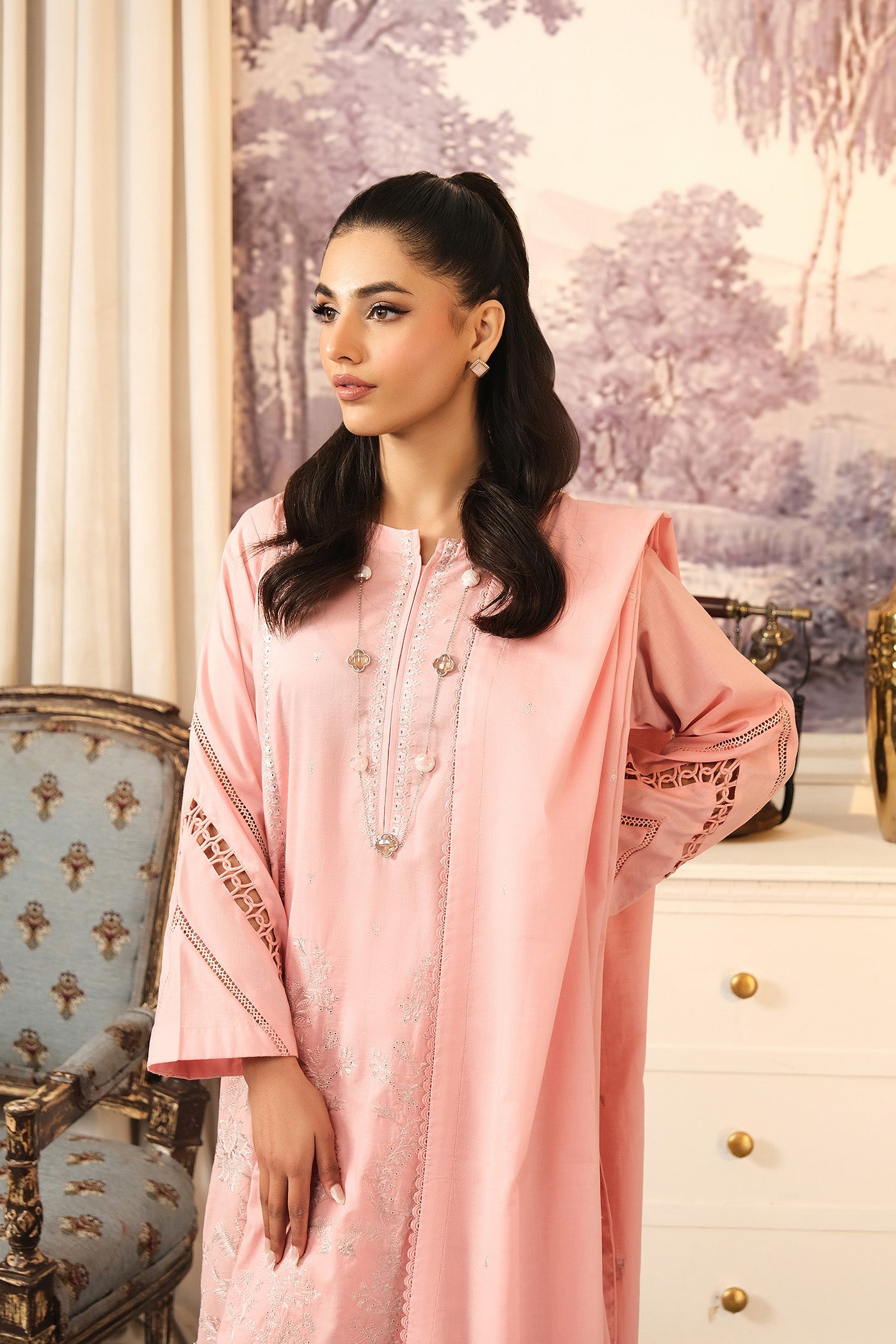 Buzzazi Pink Embroidered Suit Women 3pcs