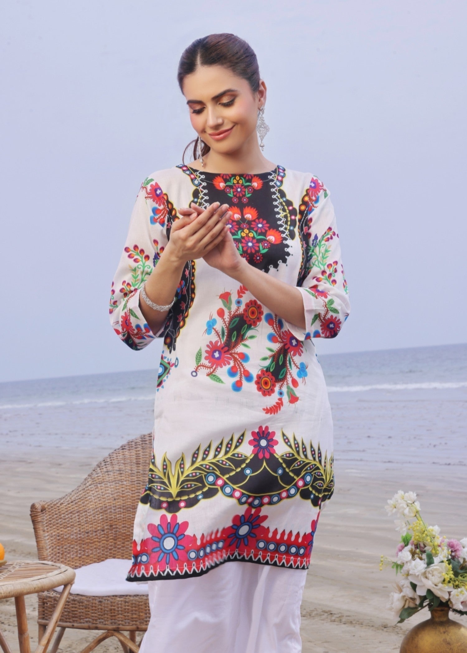 Feathers LUNAR Women 2pcs