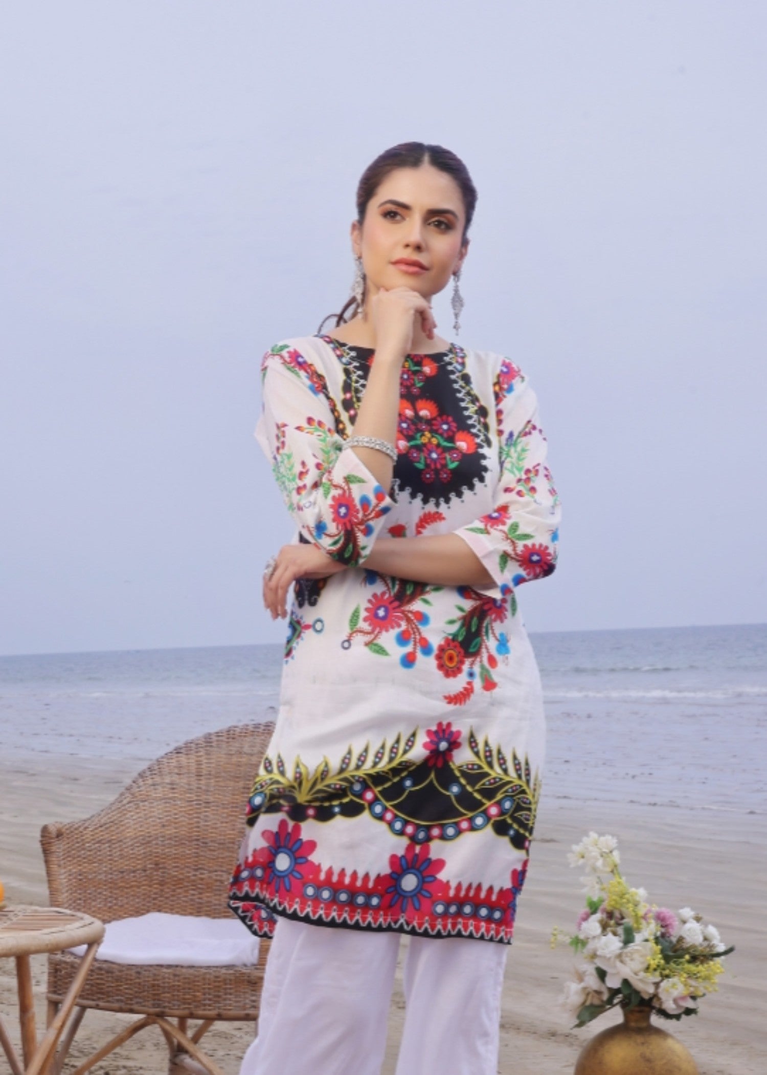 Feathers LUNAR Women 2pcs