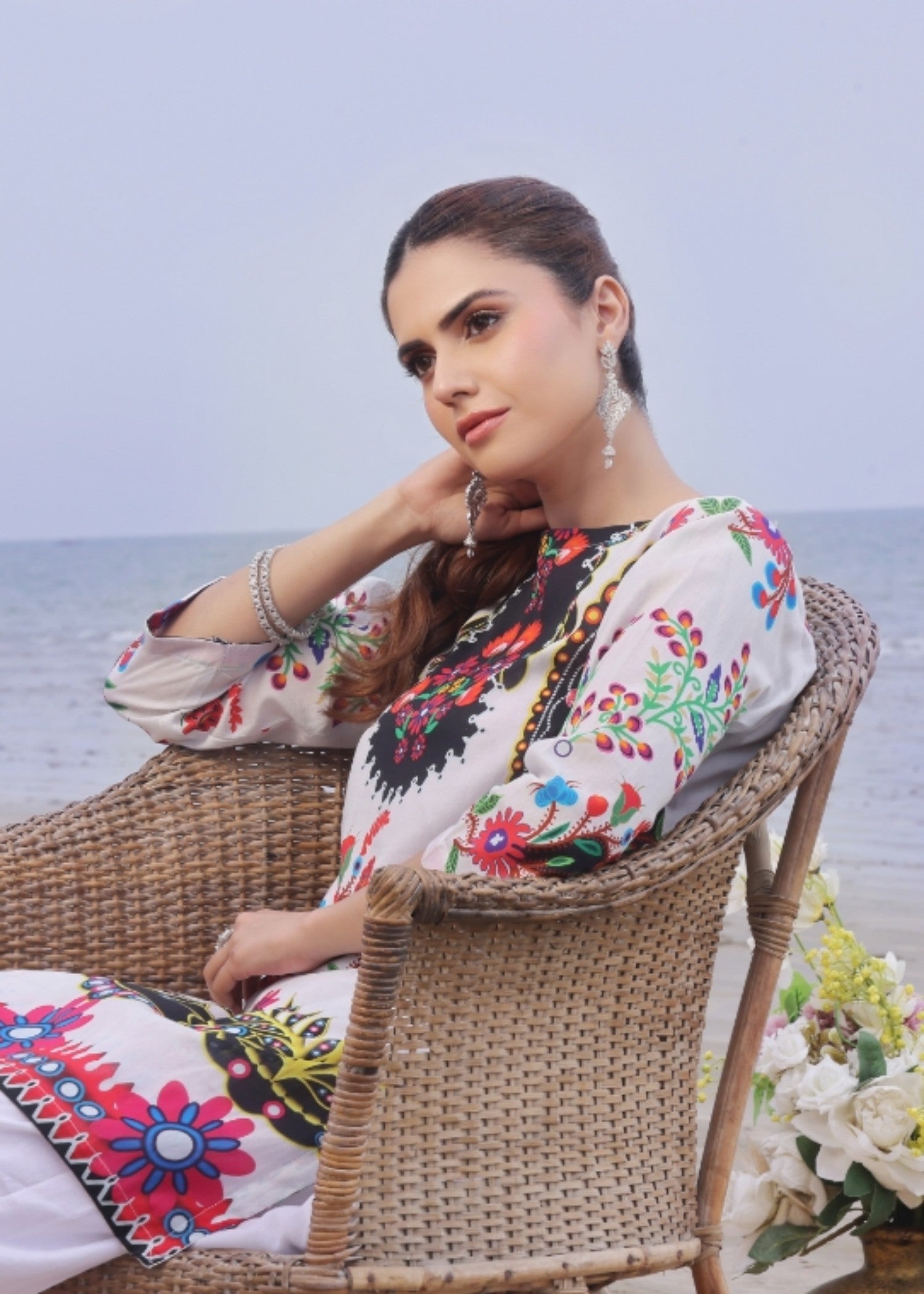 Feathers LUNAR Women 2pcs