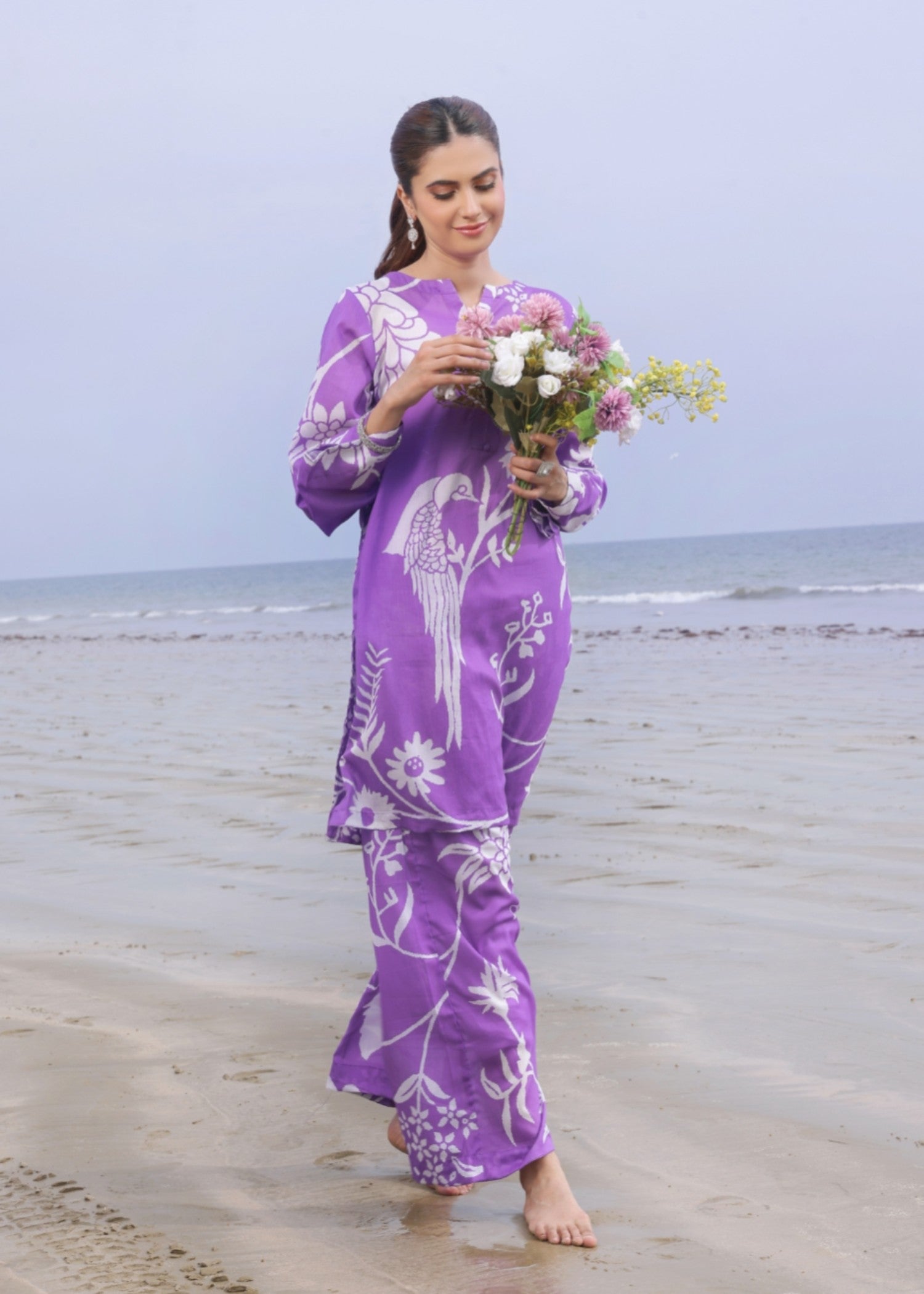 Feathers MYSTEN Women 2pcs