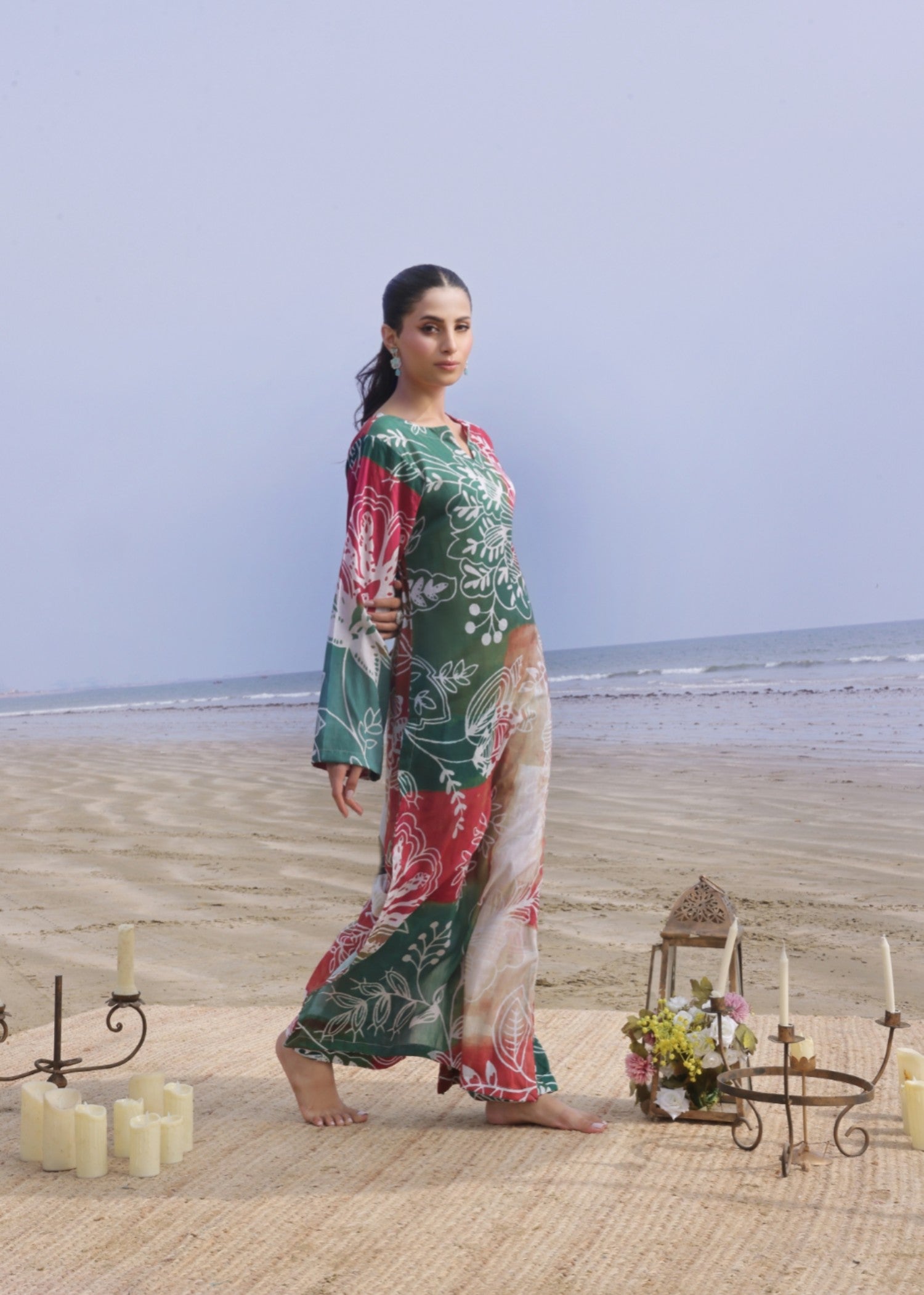 Feathers PINEAR Women 2pcs