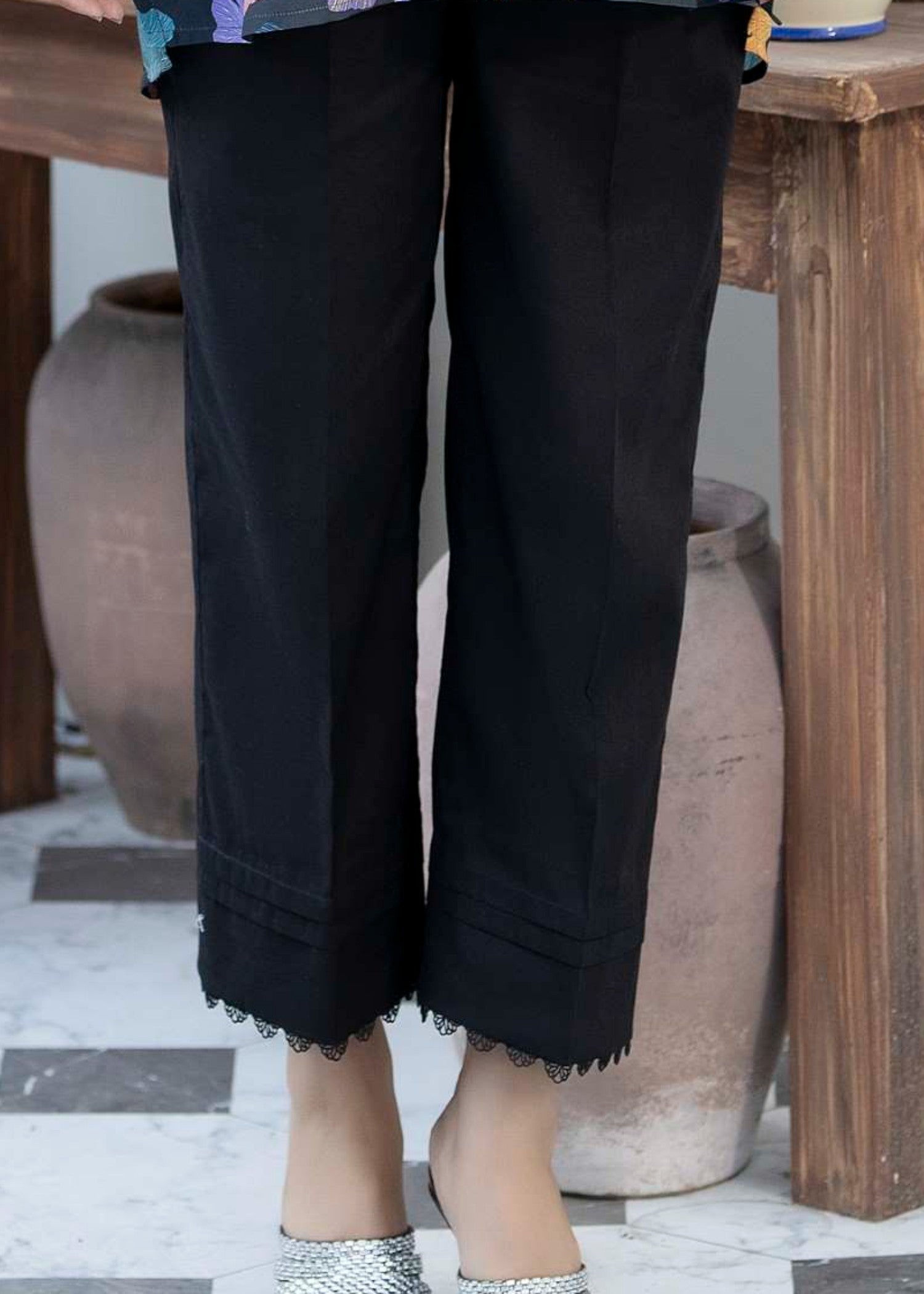 La Rosaa LEET 01 Black Women 1pcs