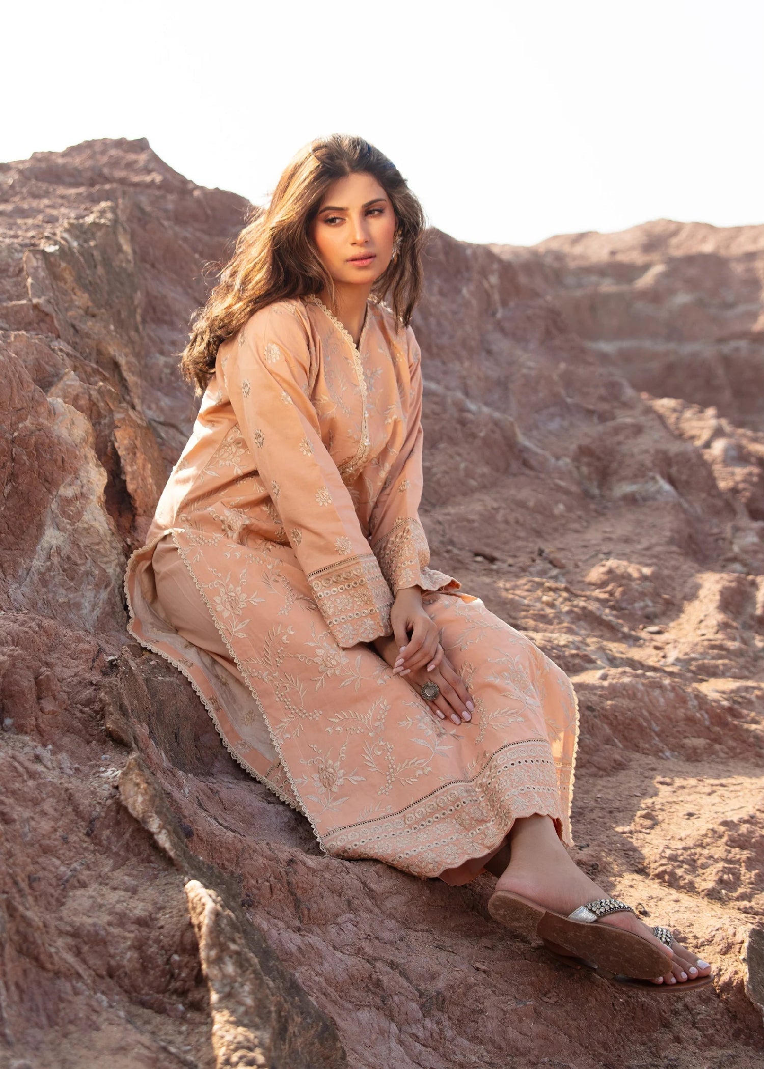 Meeraki Beige Bliss Women 2pcs