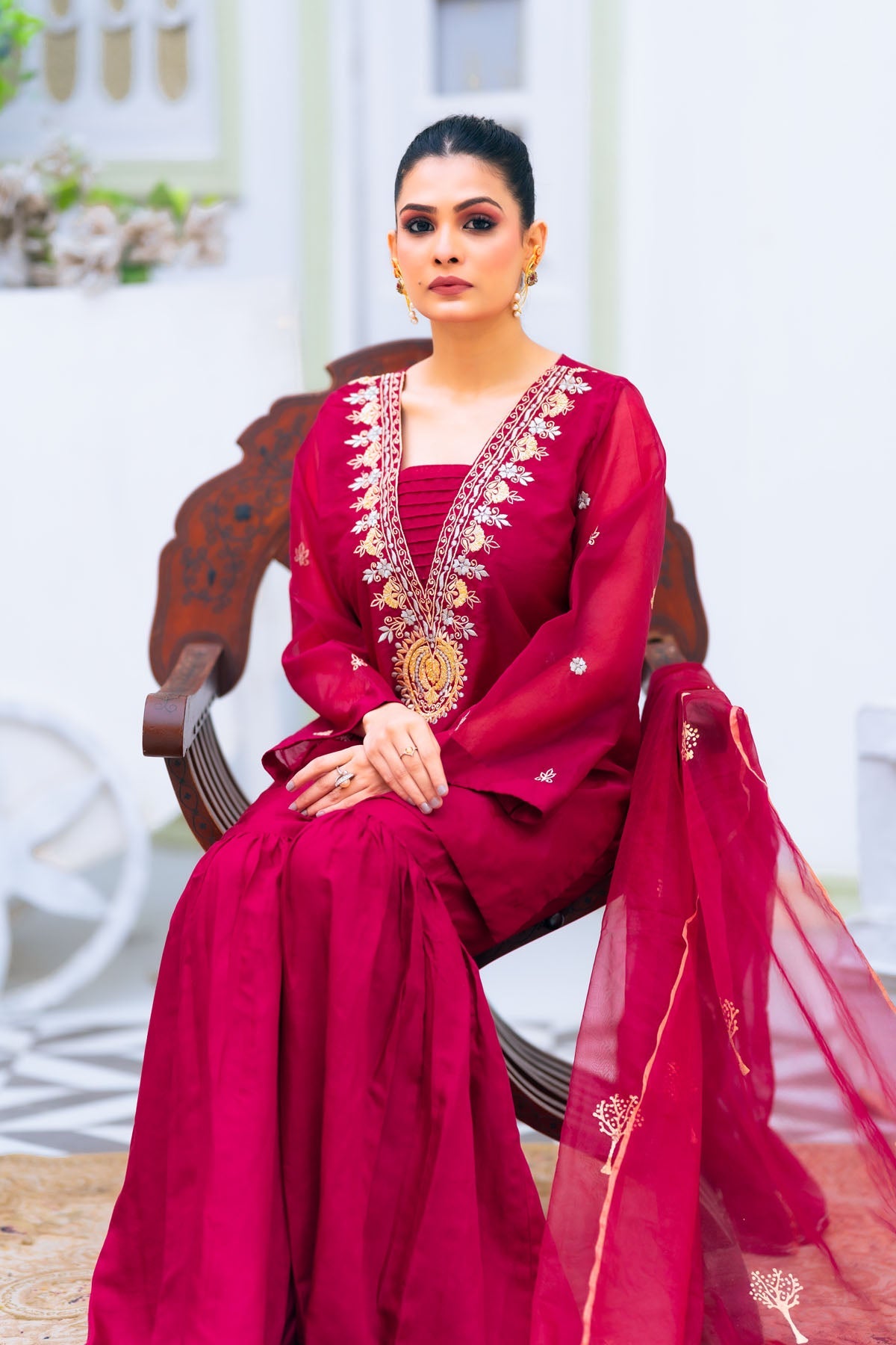 Pirzada Shaheryar Khan Scarlet Women 4pcs