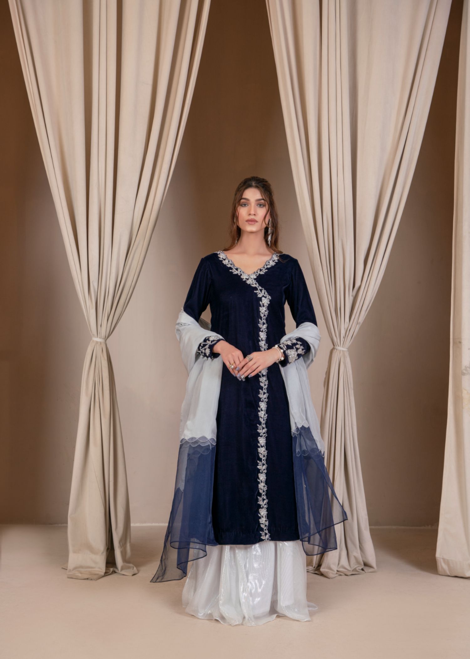 Hadia Batool Masakali Women 3pcs