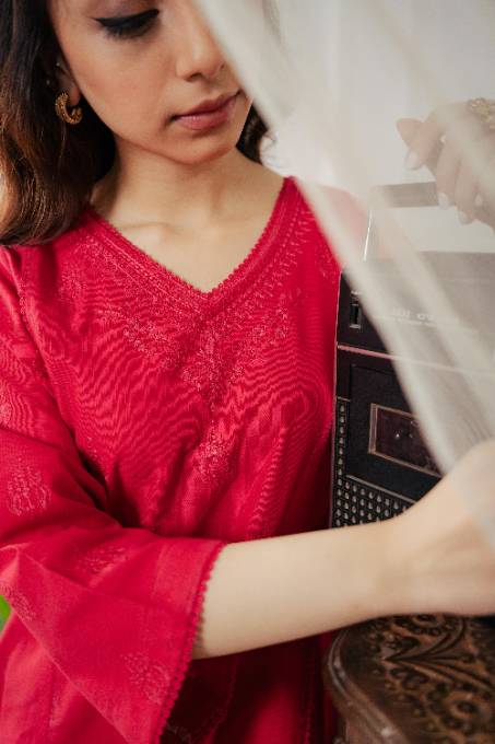 Thread 21 Petunia Women 2pcs