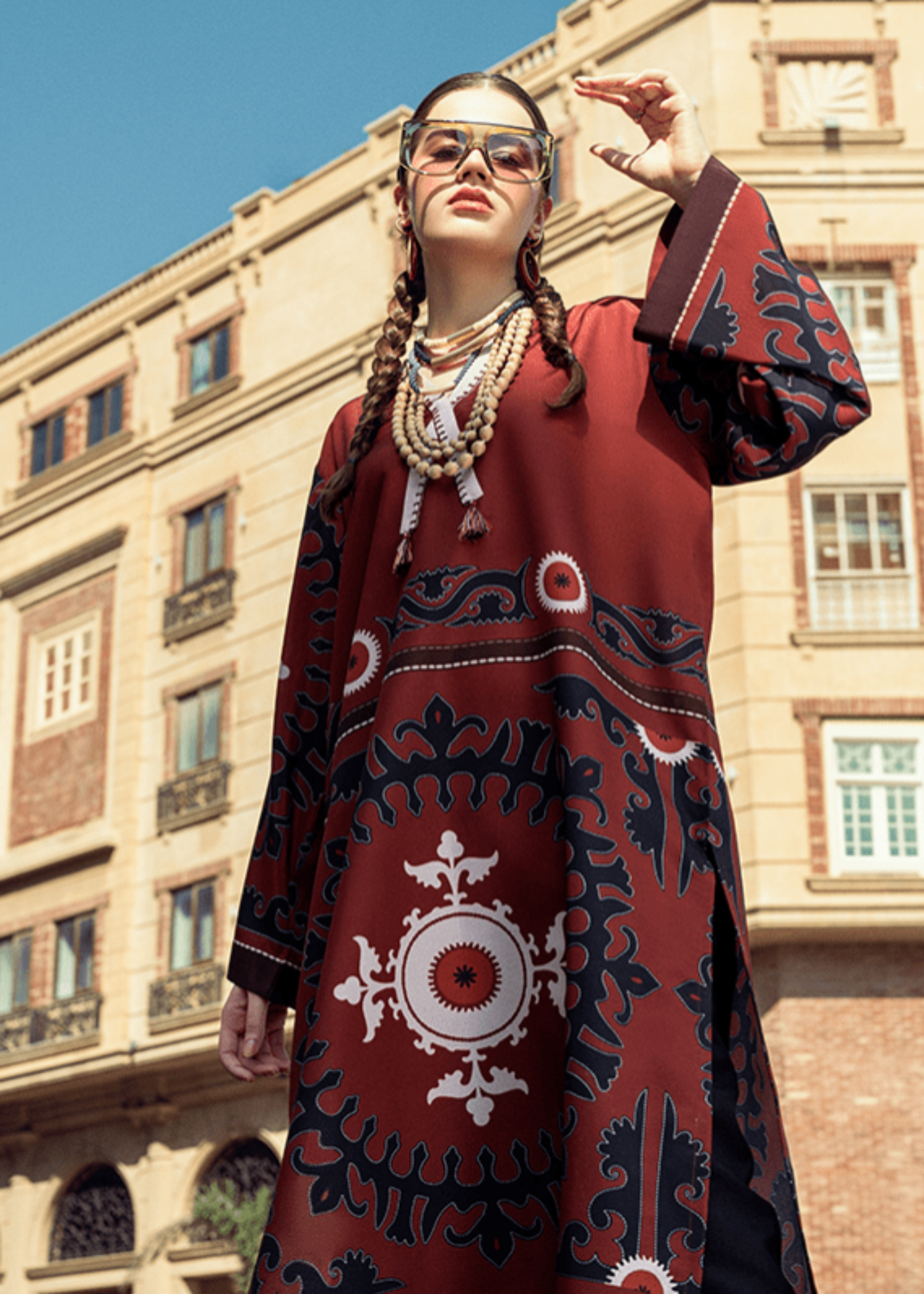 Kaanthaa Tribal Tales Stitched () Women 1pcs