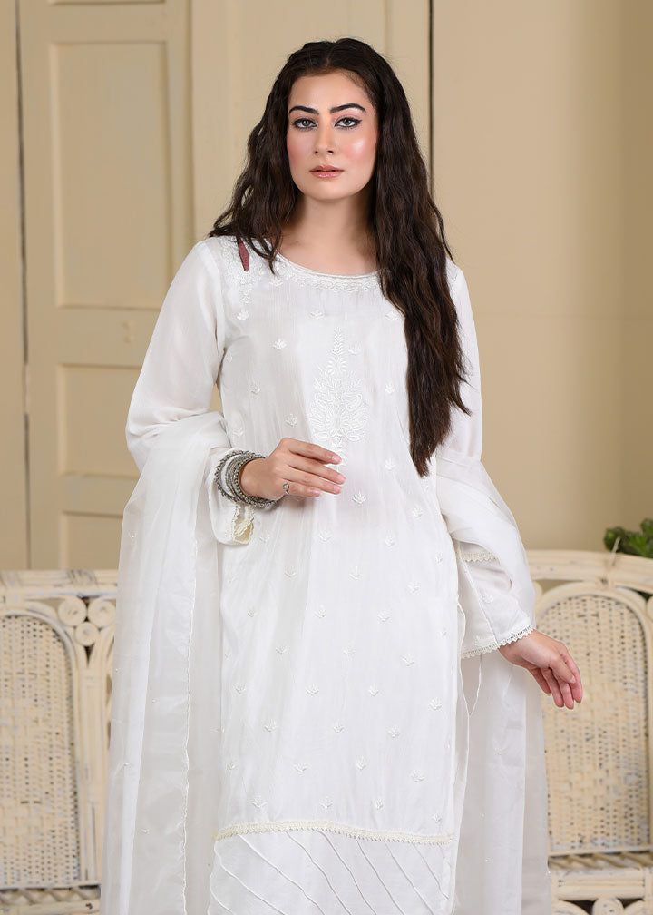 Alazffum WHITE LADYLIKE Women