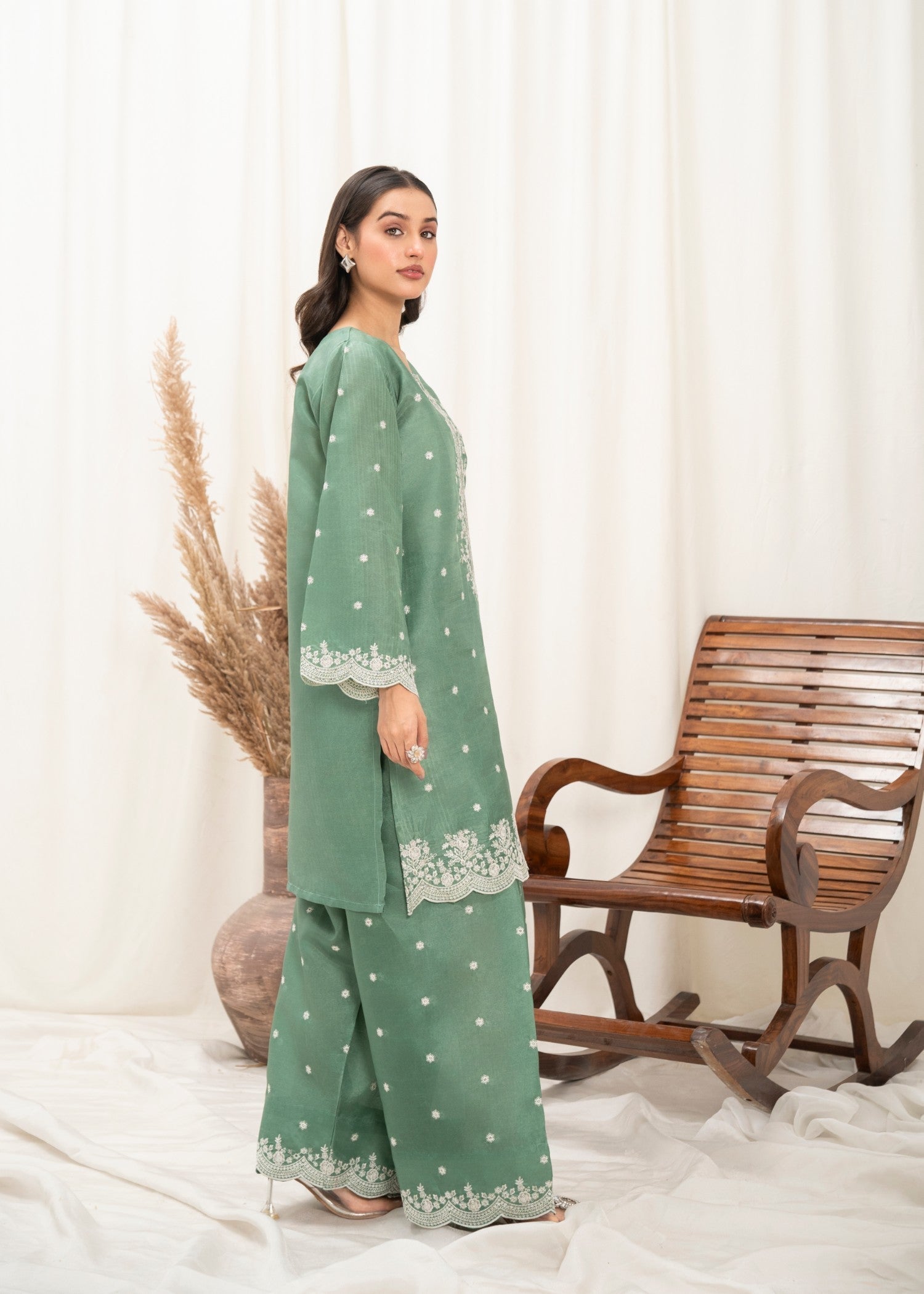 Gulle Eida Farshi Elegance Women 2pcs