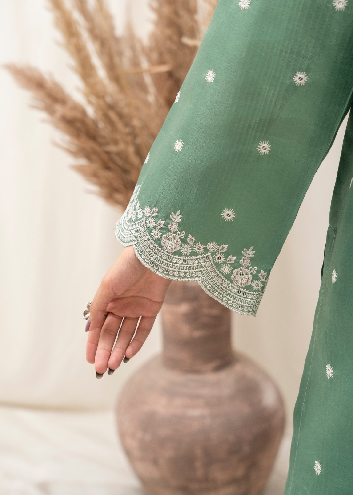 Gulle Eida Farshi Elegance Women 2pcs