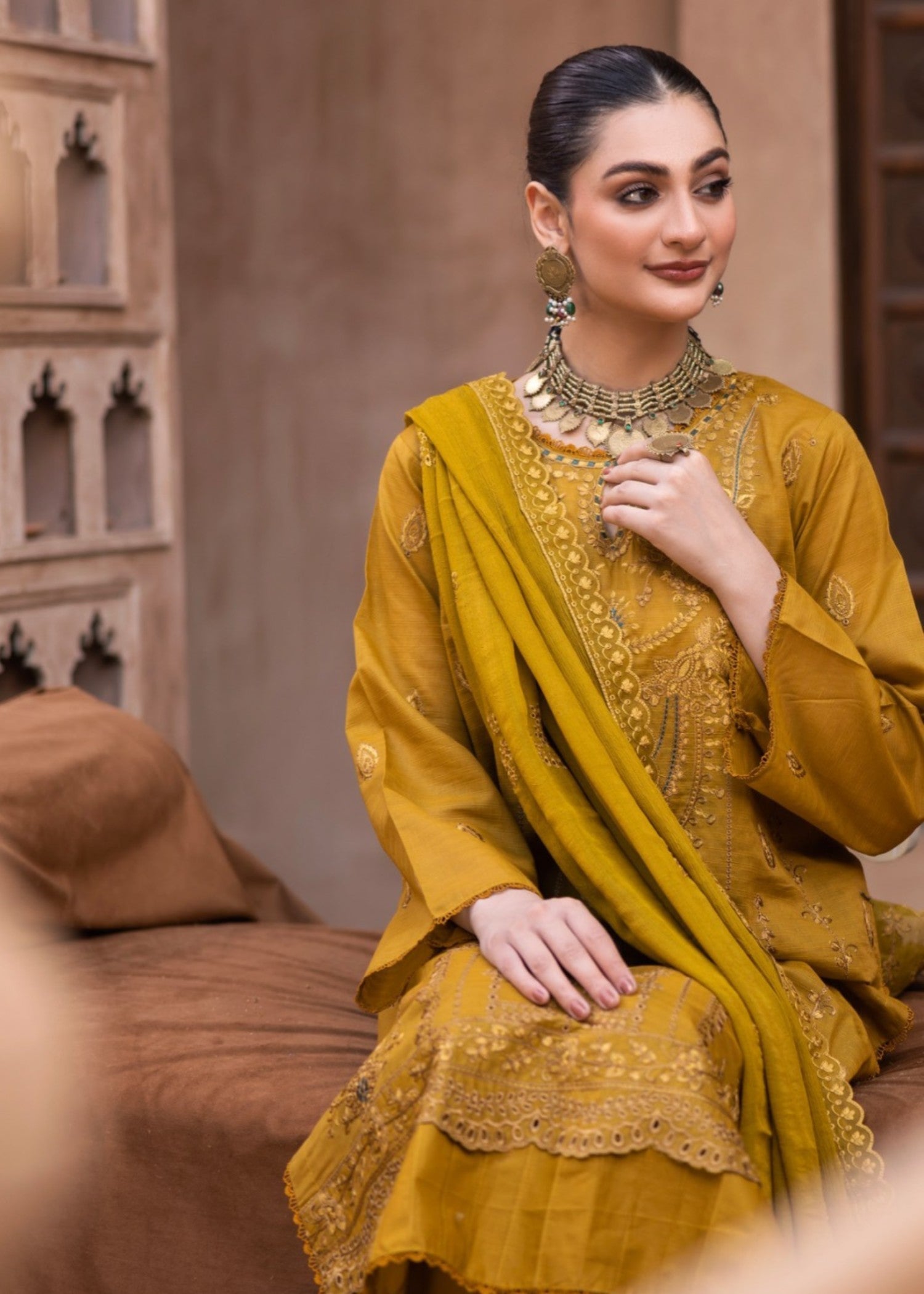 Miss & Mrs Lawn bmust 01. Women 3pcs