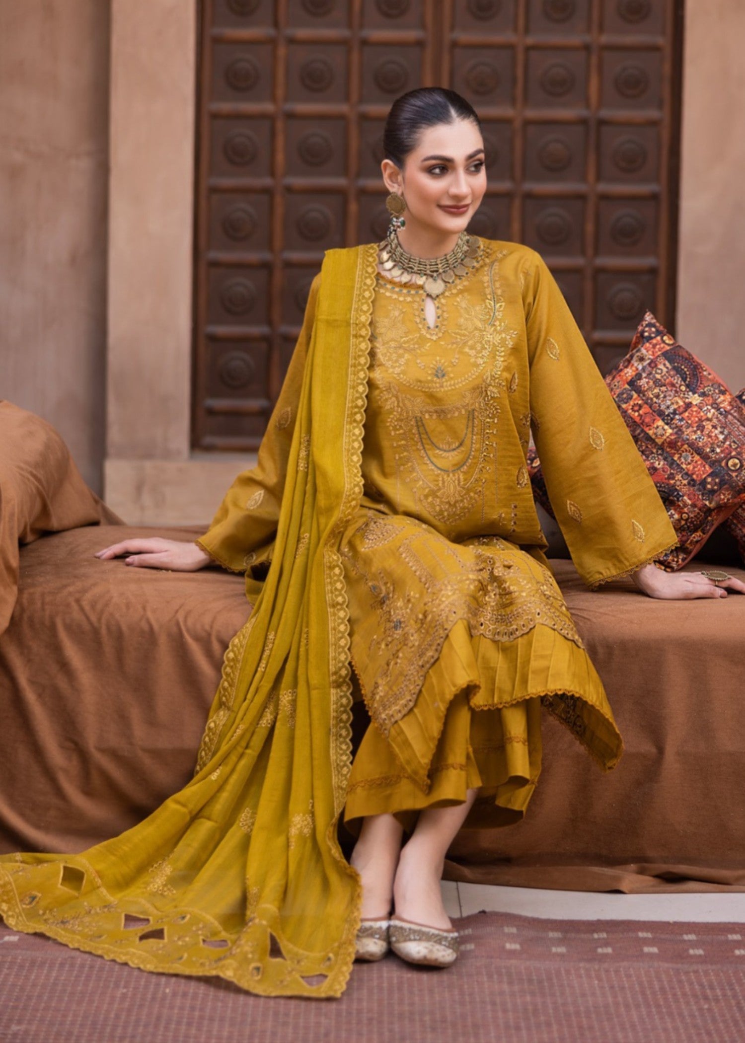 Miss & Mrs Lawn bmust 01. Women 3pcs