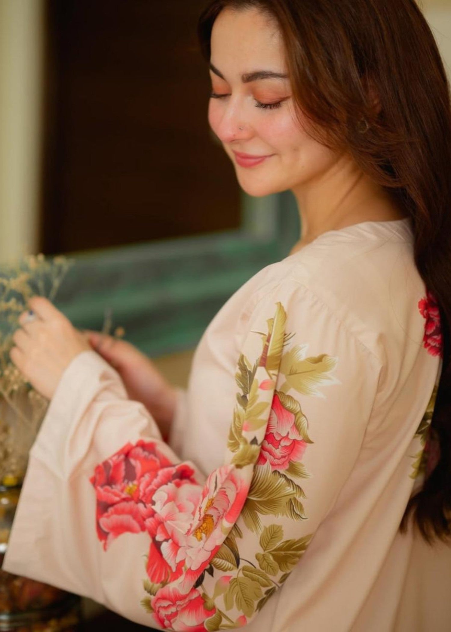 Midway Arts Hania Amir Rose Women 2pcs