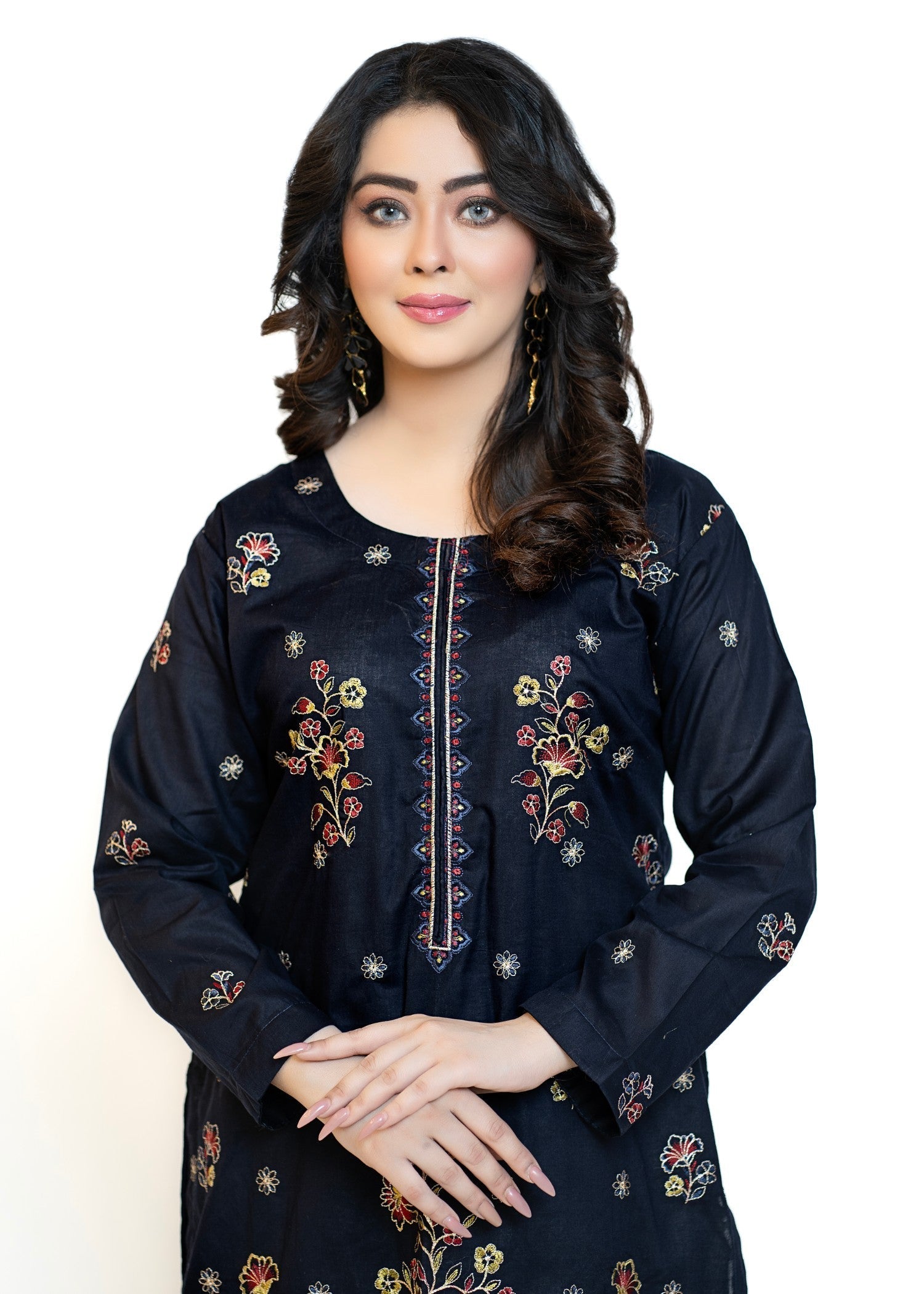 Miss & Mrs New embroidery lawn 2.pN Women 2pcs